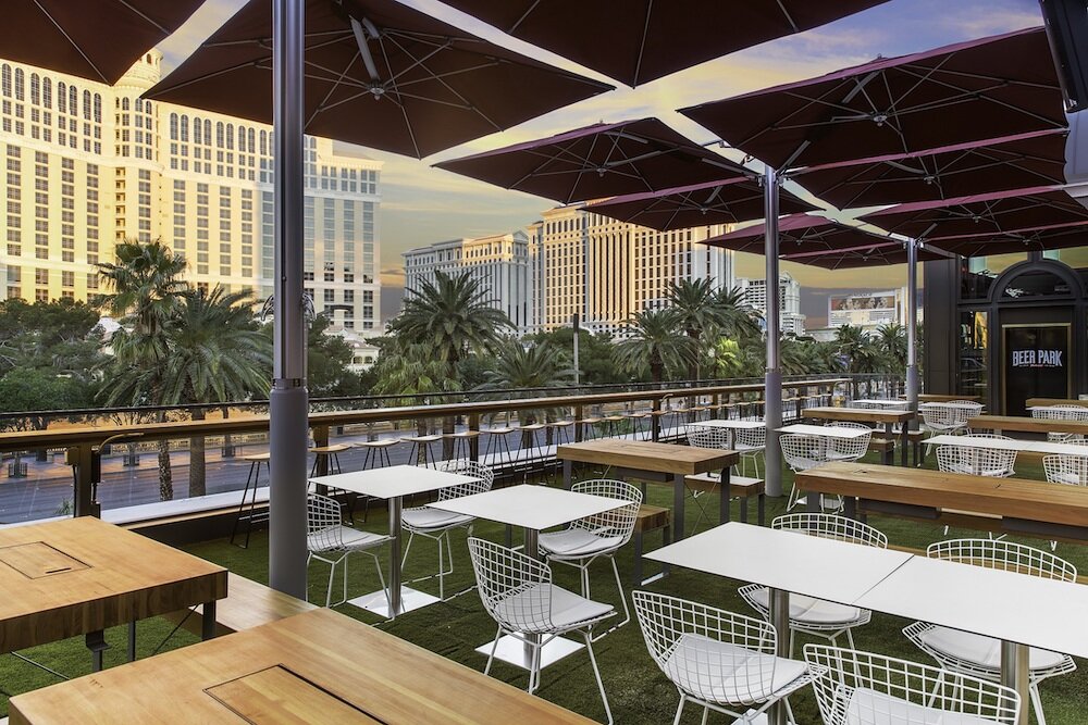 BEER PARK  Paris Las Vegas