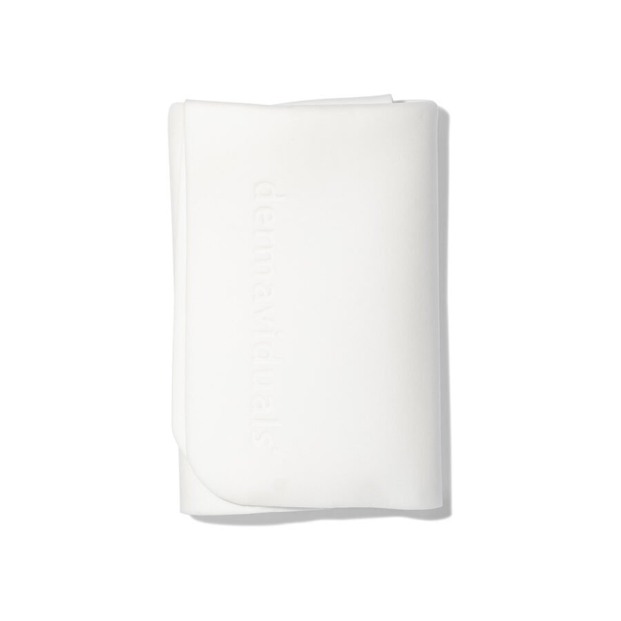 dermaviduals-Essential-Cleansing-Cloth_2-900x900.jpg
