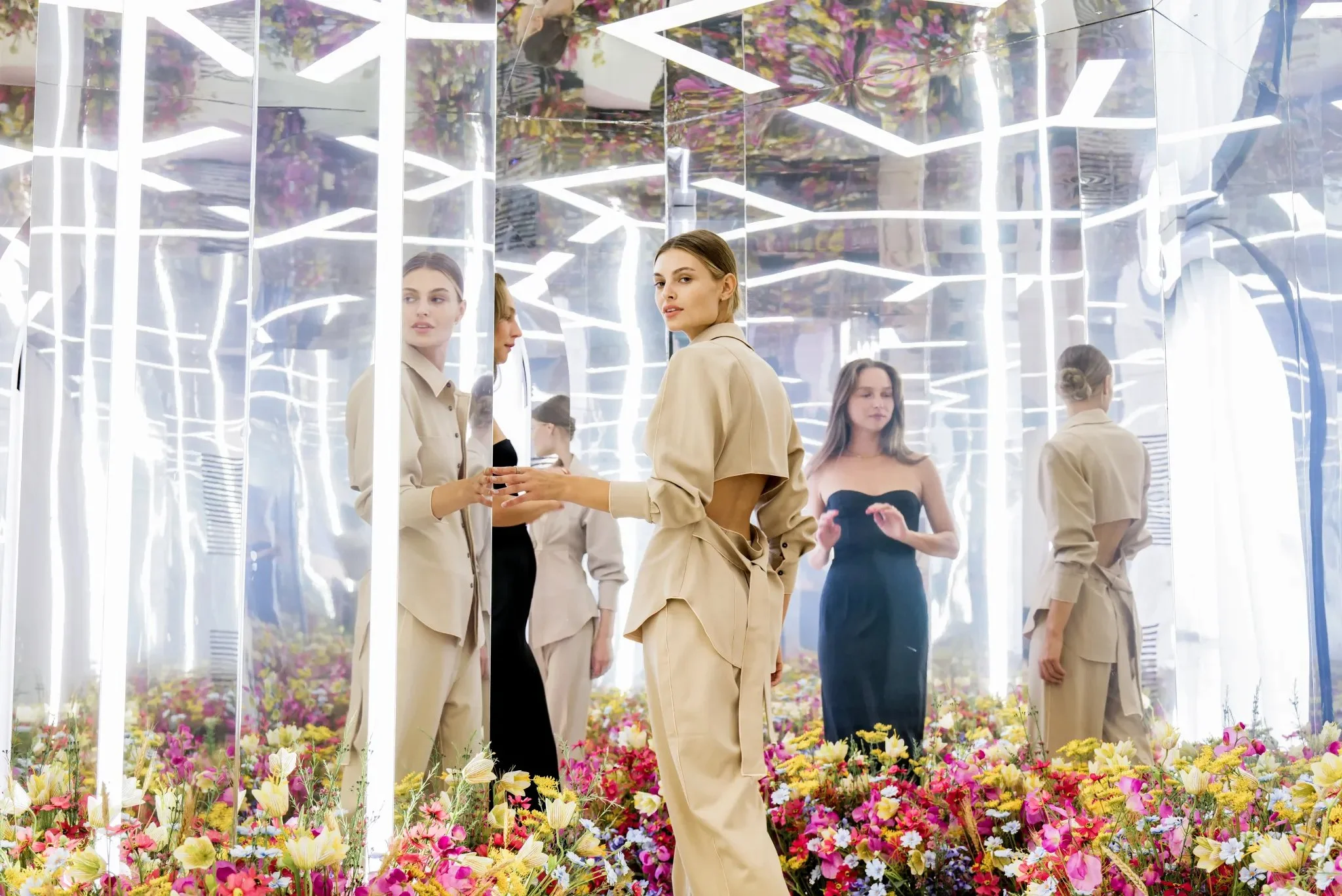DIOR-FULL-ALBUM-680.jpeg