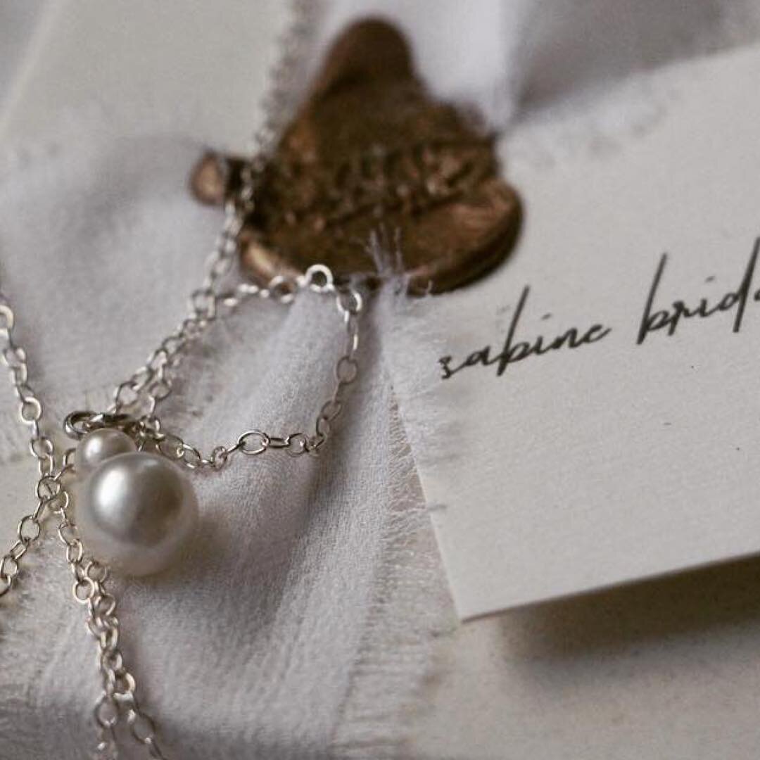 More than just a gift.
#sabinebridaljewellery