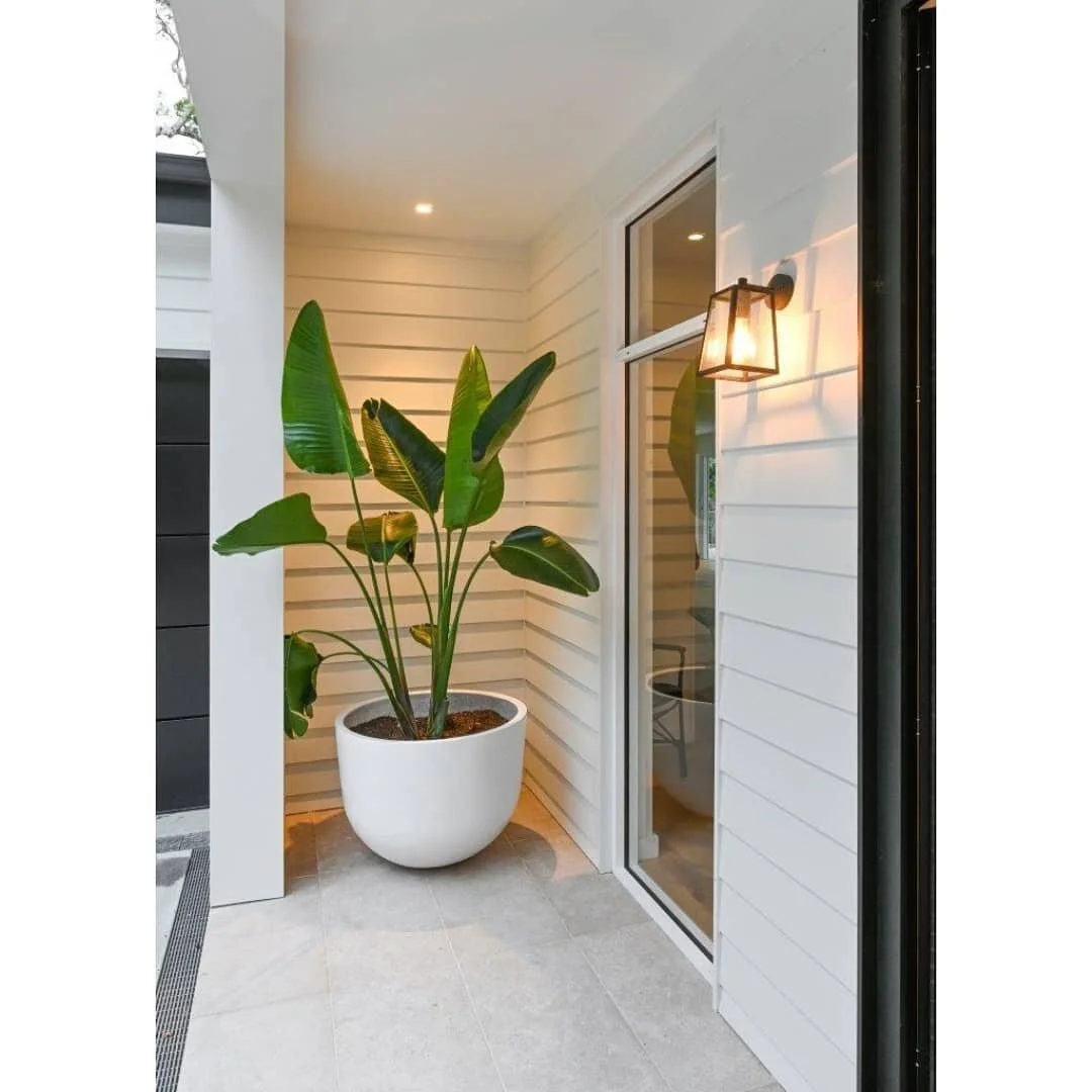 Who says you can't have a 'Beach House' look in a Flame Zone 👙🩳🧯

Our treetop 'Beach House' is located in a bushfire zone classified as a Flame Zone area.&nbsp; In order to be Flame Zone compliant the following specs were included; concealed fire 