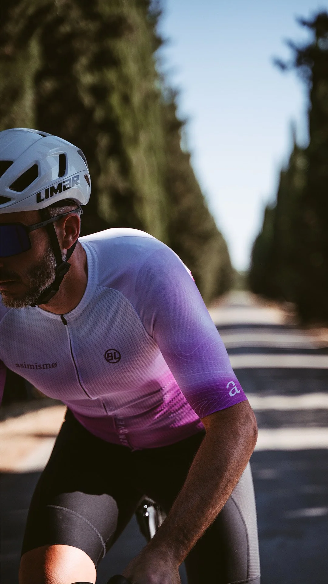 Asimismo's branded Jersey