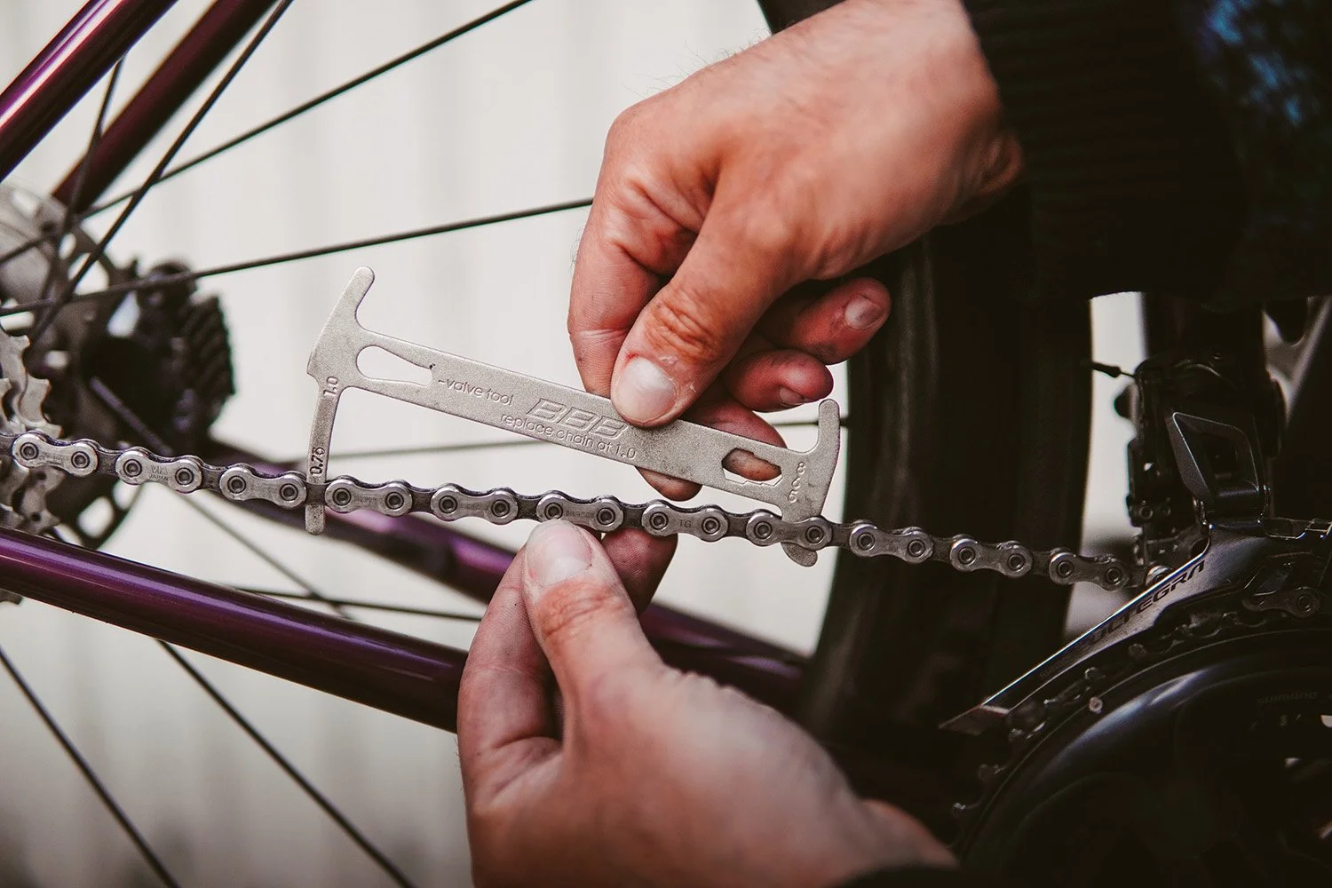 bike maintenance checking chain wear