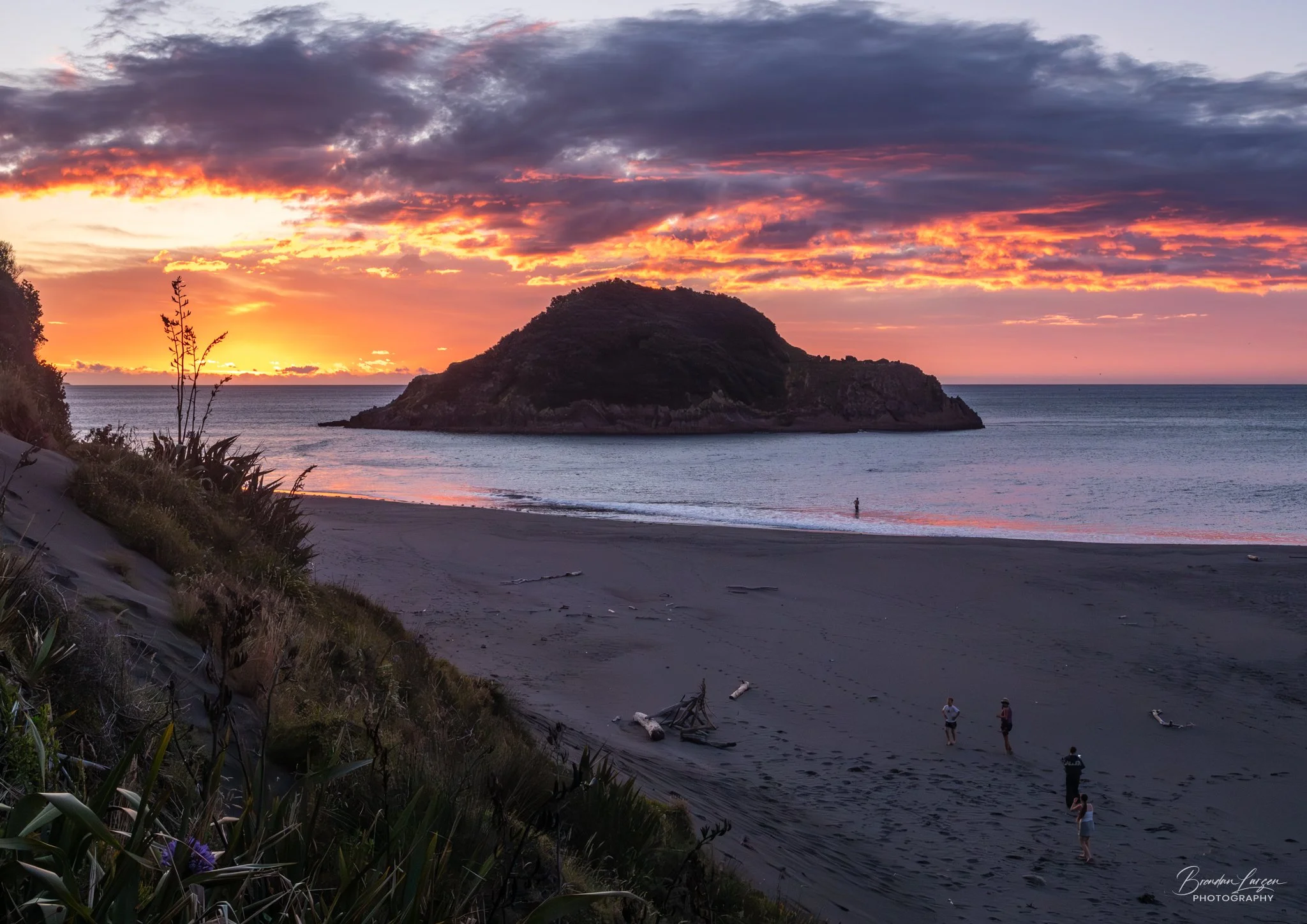 Back Beach Sunset Sky Fire Jan 2026