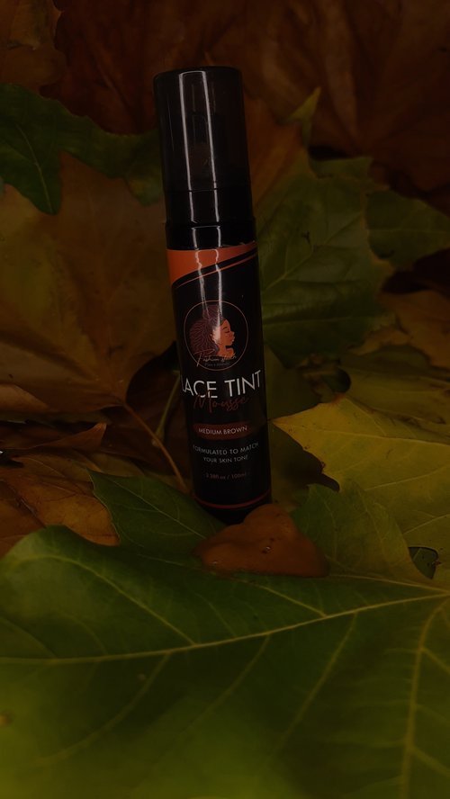 lace tint mousse, leaf backdrop
