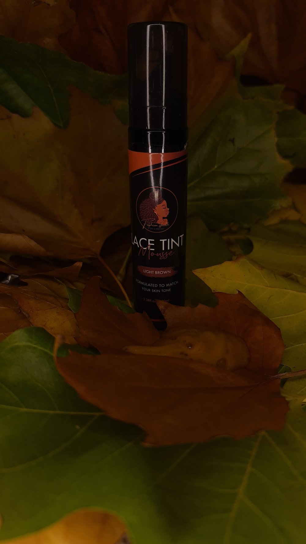 lace tint mousse, leaf backdrop