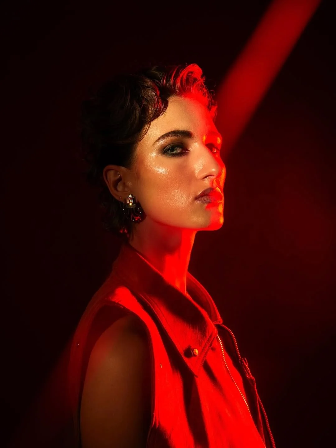 @skylar_banks for  STRAT. Issue #3 - Resistance available now.
Photography: @jc_verona
Direction: @fashionhack
Head Styling: @ritchydasilvaa
Styling assistants: @guellorcanza @em.youn
Hair: me using @marianilastockholm 
Makeup: @charliaverymakeup
Pro