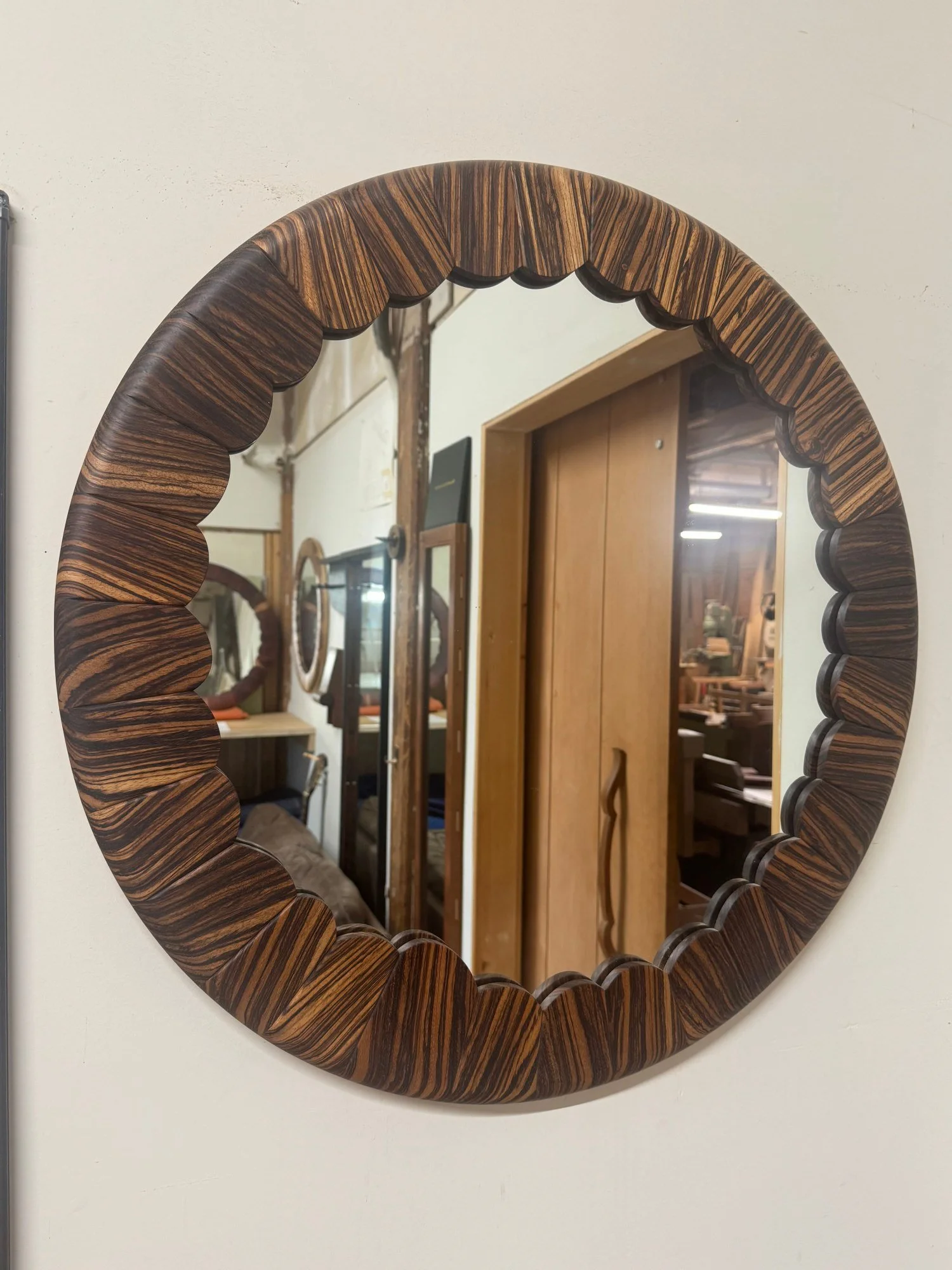 Zebrano_Mirror.jpg