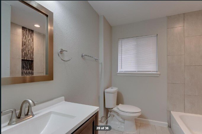 Guest+main+bathroom1.jpg