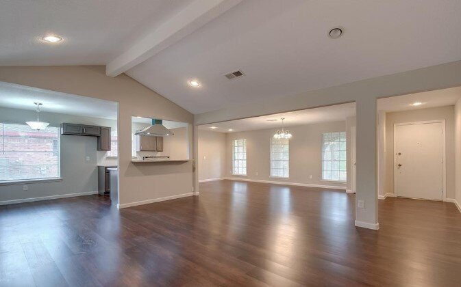 Den+Bar+dining+front+door.jpg