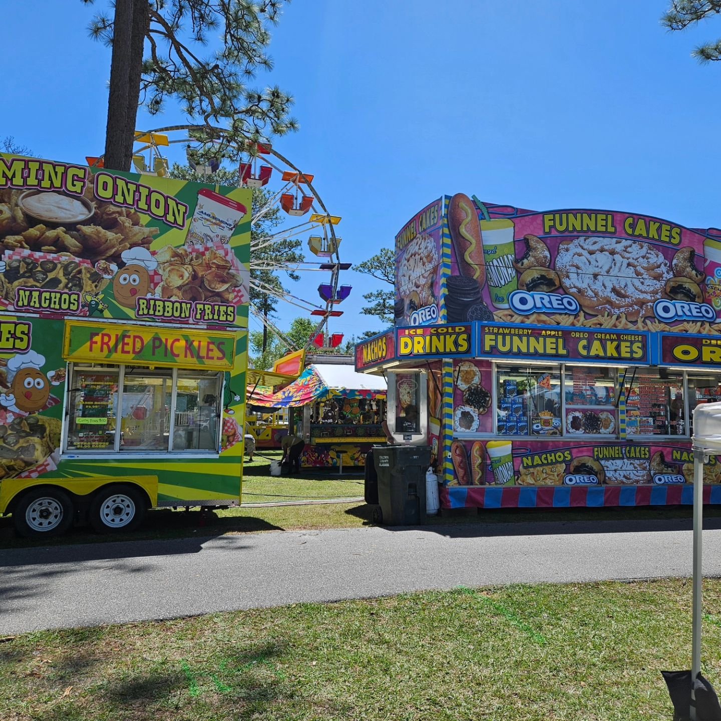 So excited for this weekend!!! For those stopping by, find me right across from the Funnel cakes and Carnival.

Can't wait to see everyone around!!! 🍓🥰🍓