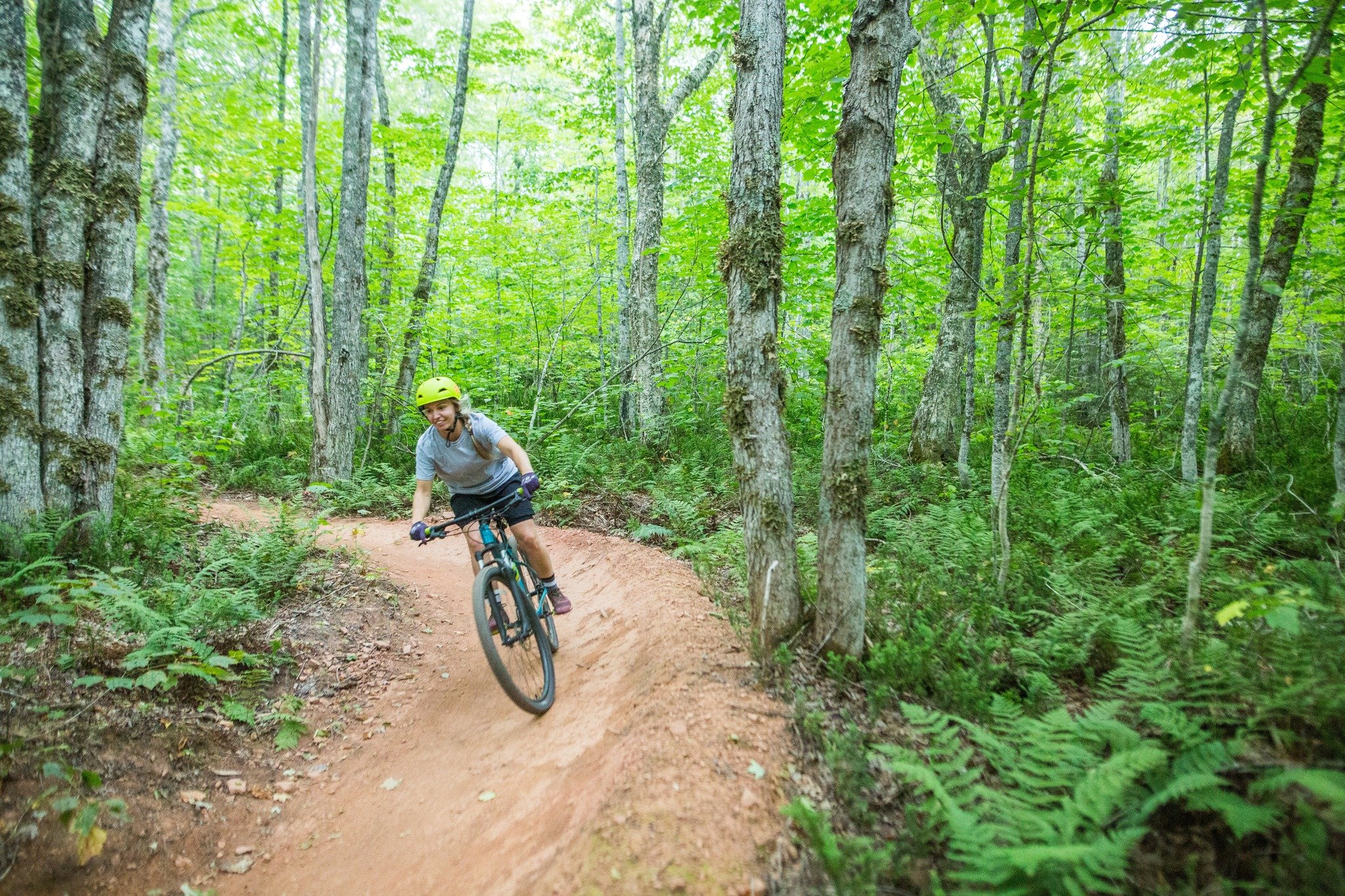 Happy mother's day to all the MTB shredding mamas out there! 😎🚵&zwj;♀️🤙