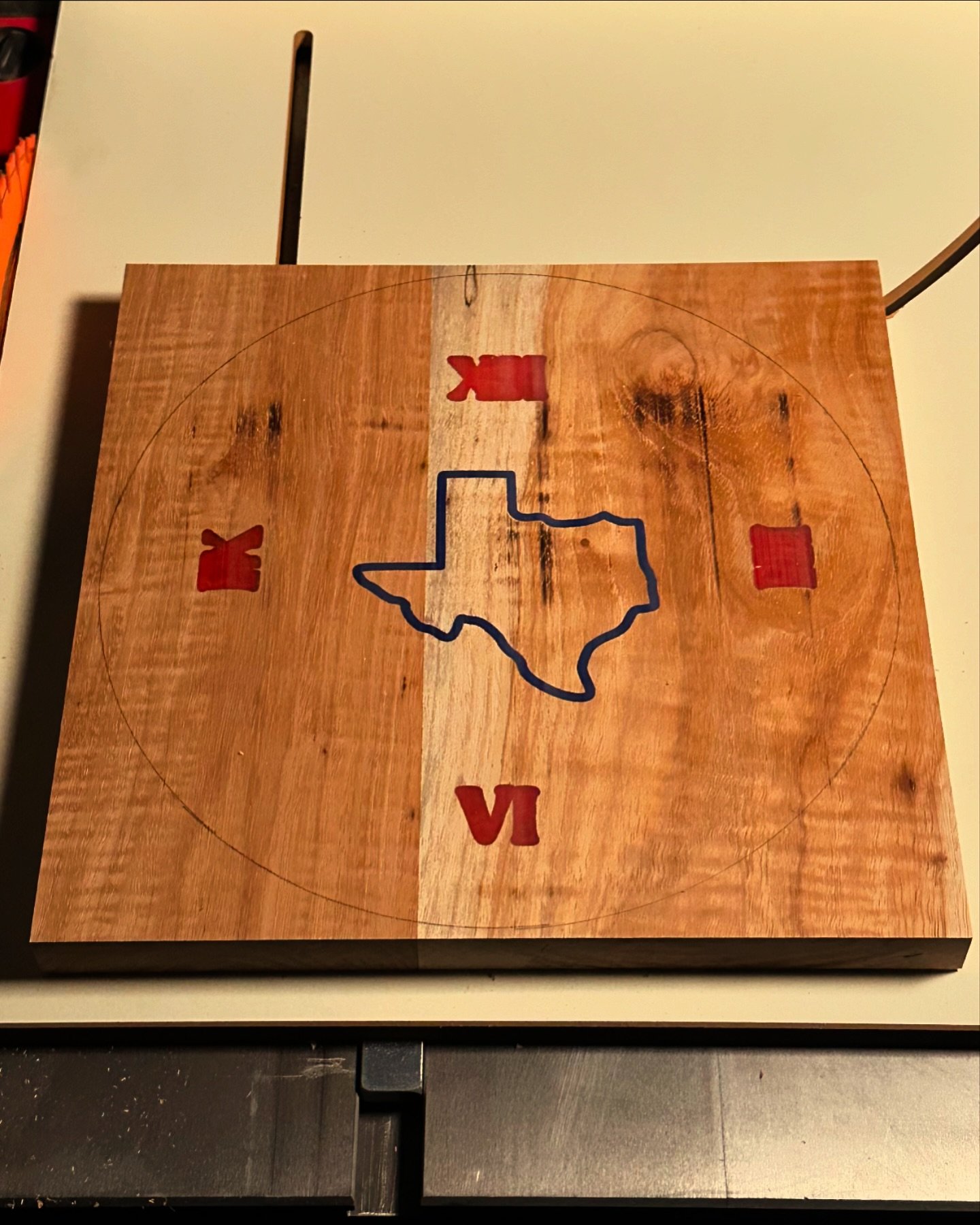 DIY Texas Clock. Thinking to make it round or leave it square. Any suggestions? #diy #woodworker #texas #woodworking