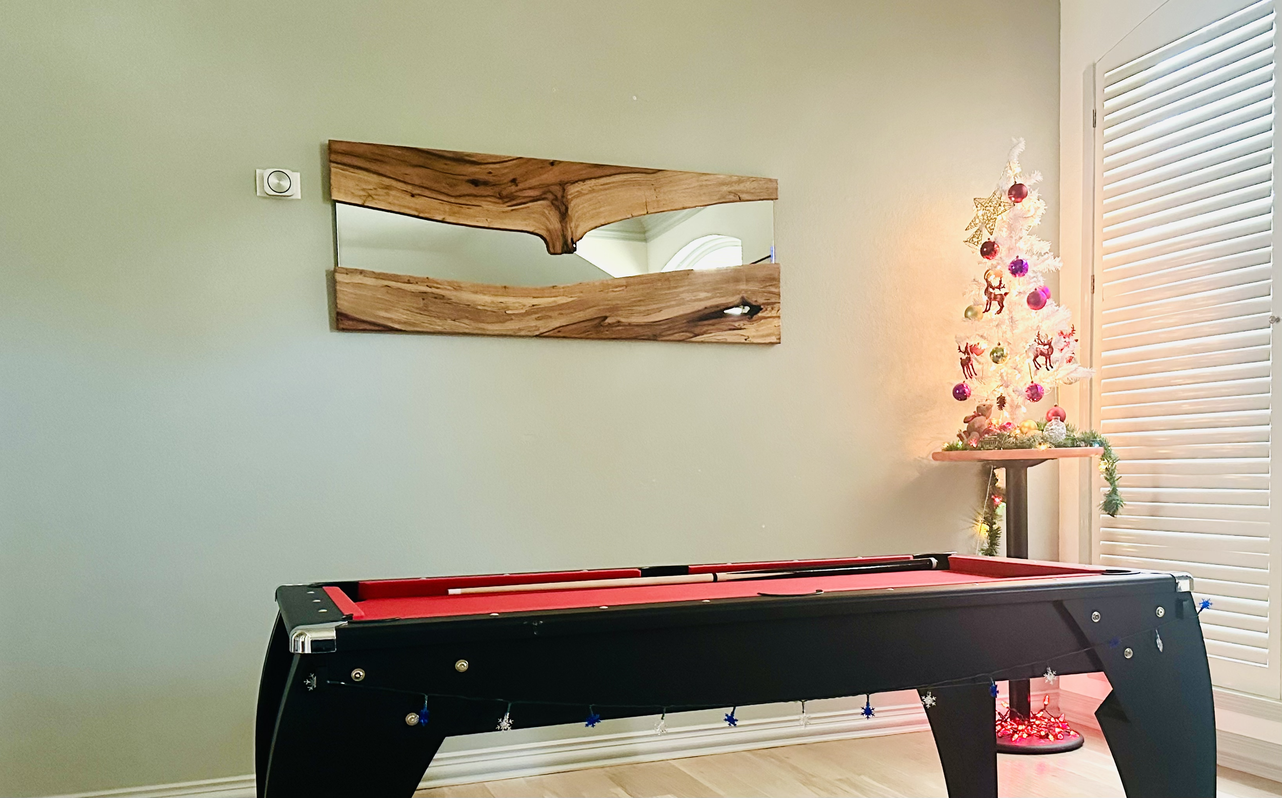Rustic Live Edge Mirror - DIY