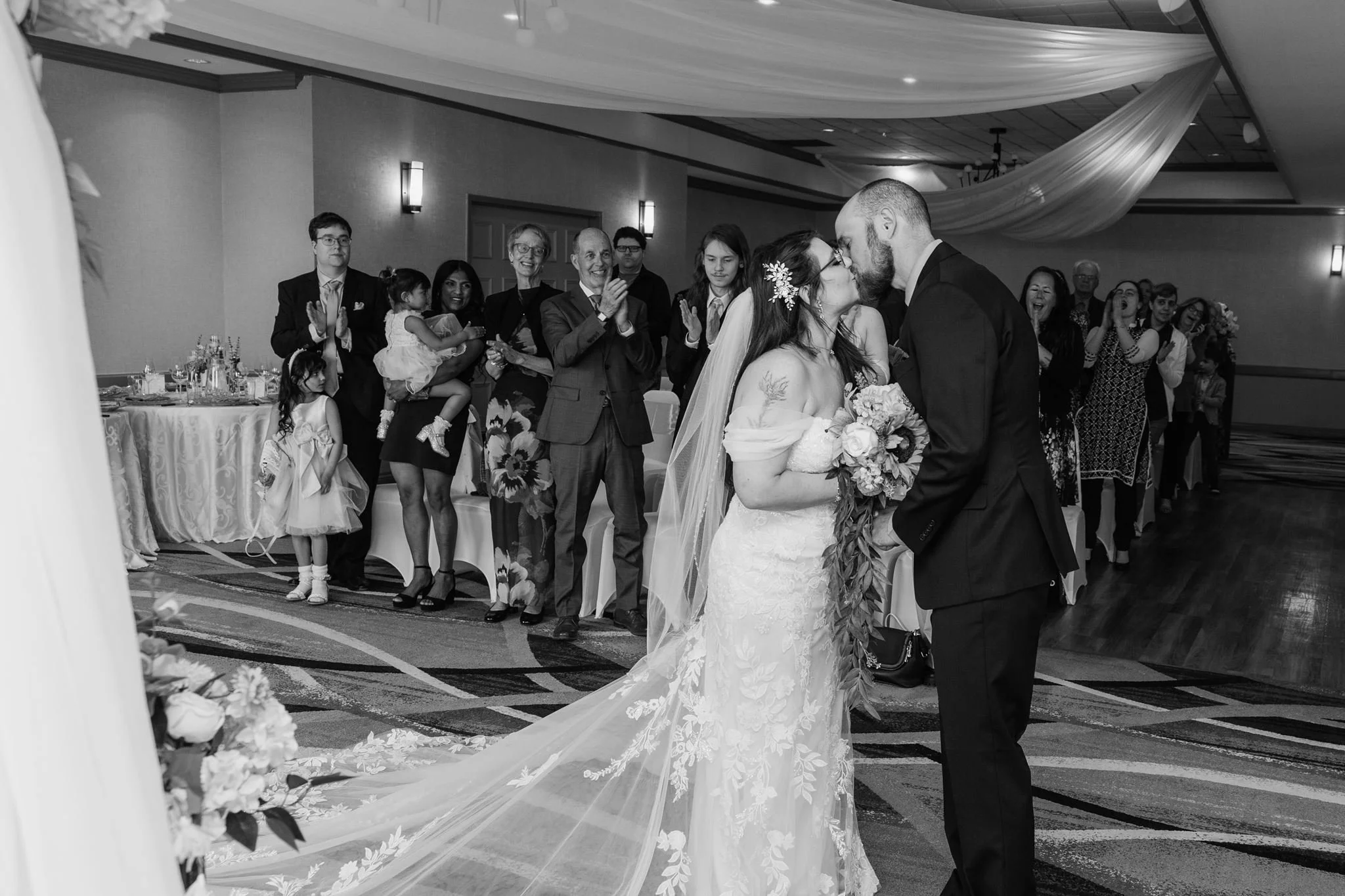 🌻🌟 Weather or not we're ready (😂), wedding szn is here!Absolutely loved being at @belacresweddings for the first of the year. 😘 Thank you clients &amp; vendors for being the best and making this job so much fun!