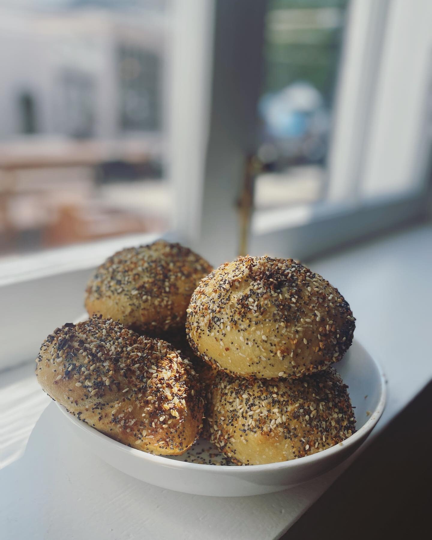 Agora bakery is happy to bring you Bagels! 
Try a bagel breakfast sandwich with bacon egg and cheese🤩

#bagel #bakery #frenchbakery
#frenchcafe #freshbaked #coffee #brunch #breakfast #coffeeshop #shoplocal #eatlocal #pinehurst #pinehurstvillage