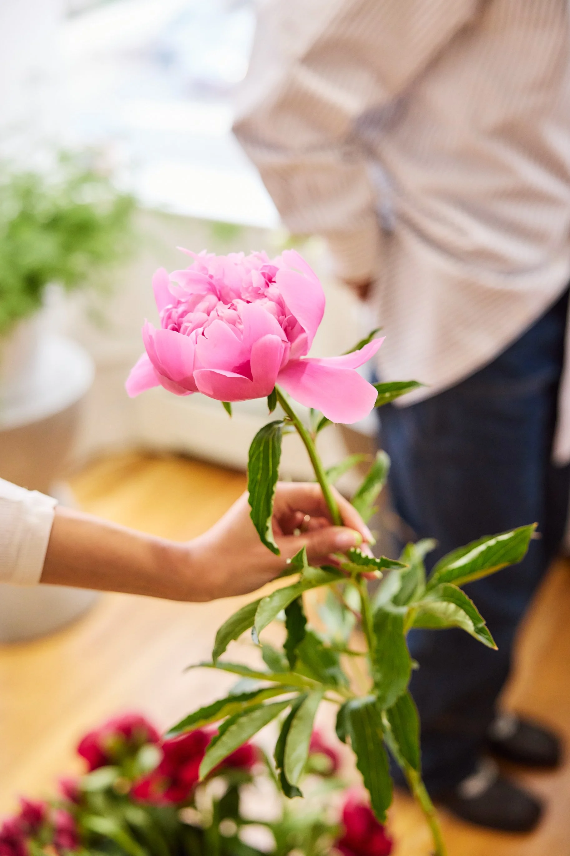The-way-salon-nyc-flower-party-hair-salon-soho-new-york-nyc-black-owned-hair-salon-the-hair-artiste