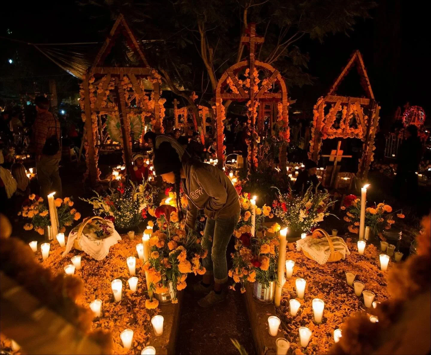 Day of the Dead 2025!🧡🕯️✨ D&iacute;a de Los Muertos 2025!

#celebrando #ciclo #delavida #ofrendademuertos #flordemuerto #cocktails #lasflores #pandemuerto 
#aracelimarigoldliqueur #araceli #marigold #marigoldliqueur #mariposa #cempas&uacute;chil #d