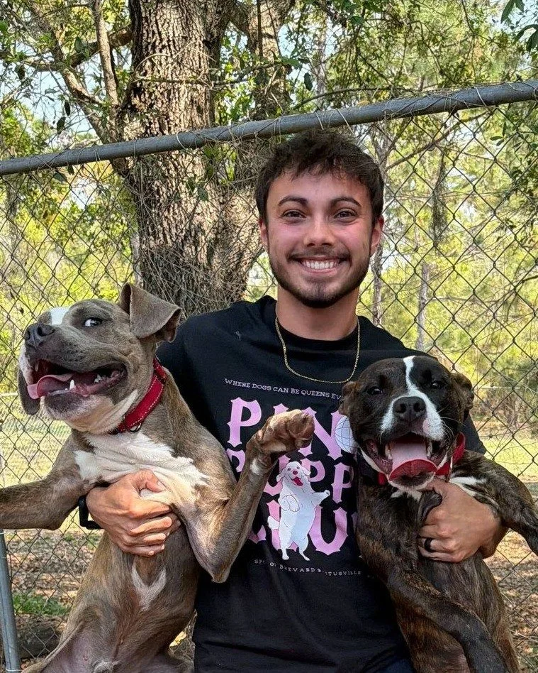 🎉 Feel Good Friday 🎉

When you're trying to get good photos of puppies, they usually consist of 90% bloopers and 10% actual photos.

Meet Beacon and Chance! Last week, these two boys were found on the side of the road in a crate just as a big storm
