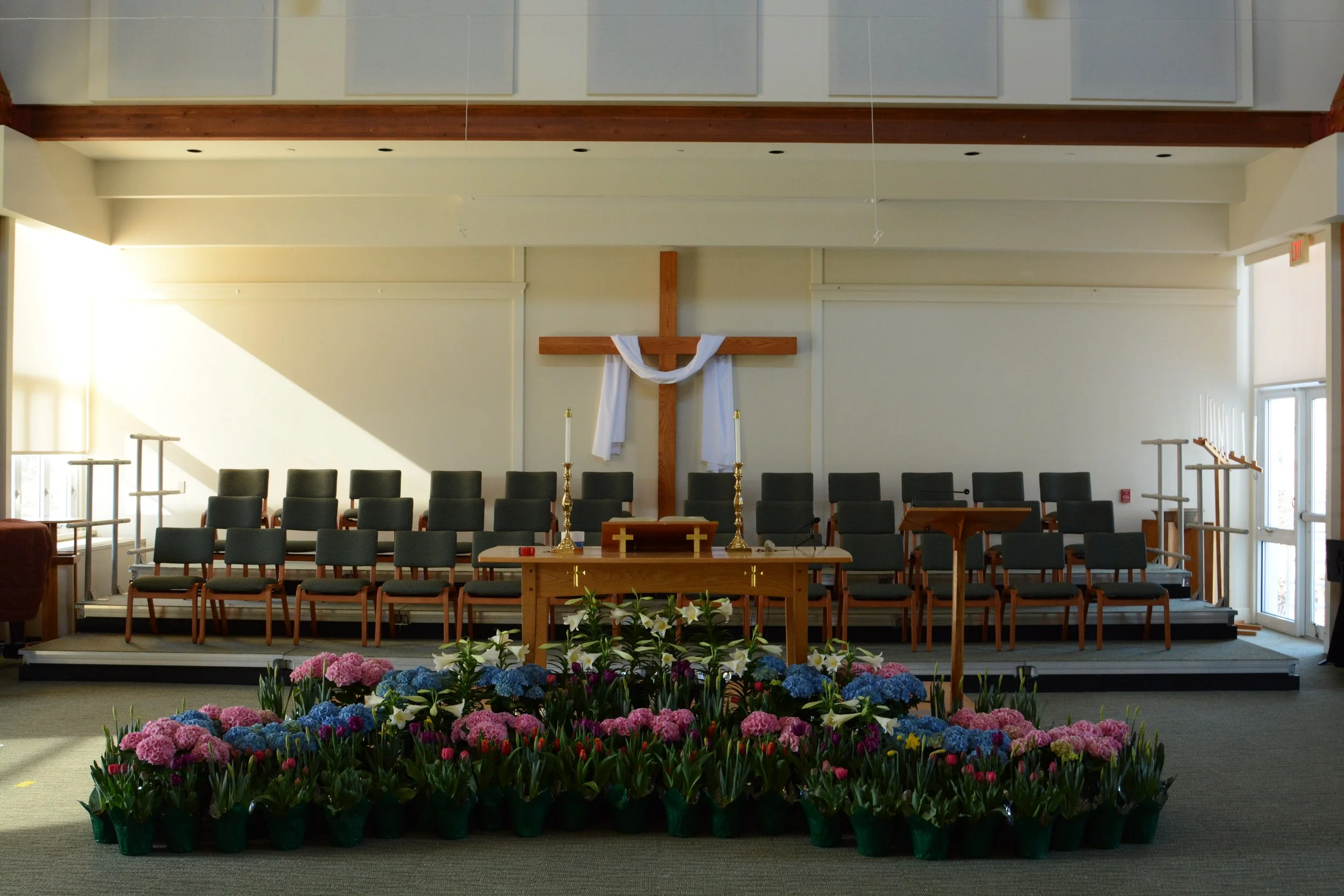 Holy Week Fills the Sanctuary + Halls of UCC Norwell