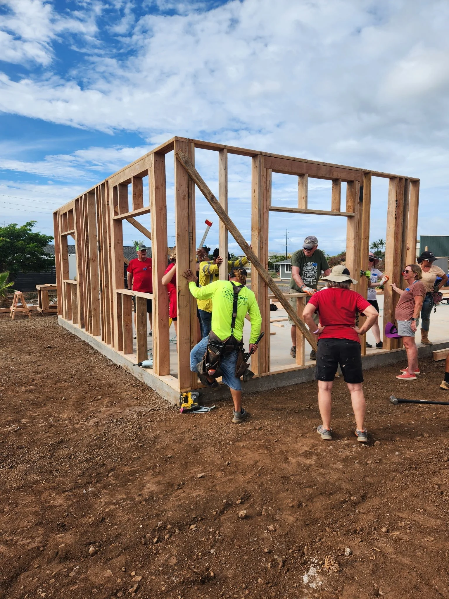 holding up walls hawaii sshh 25.JPG