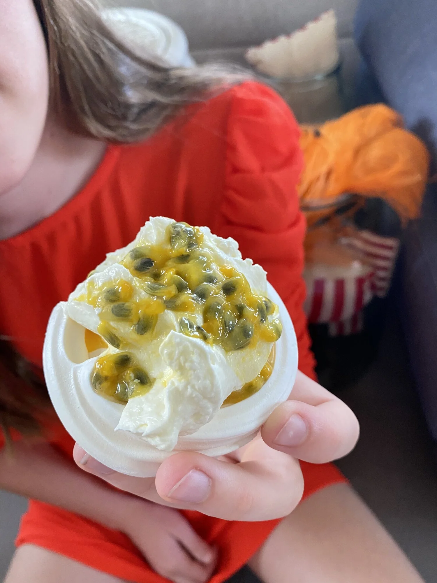 Baby Passionfruit Pavlova