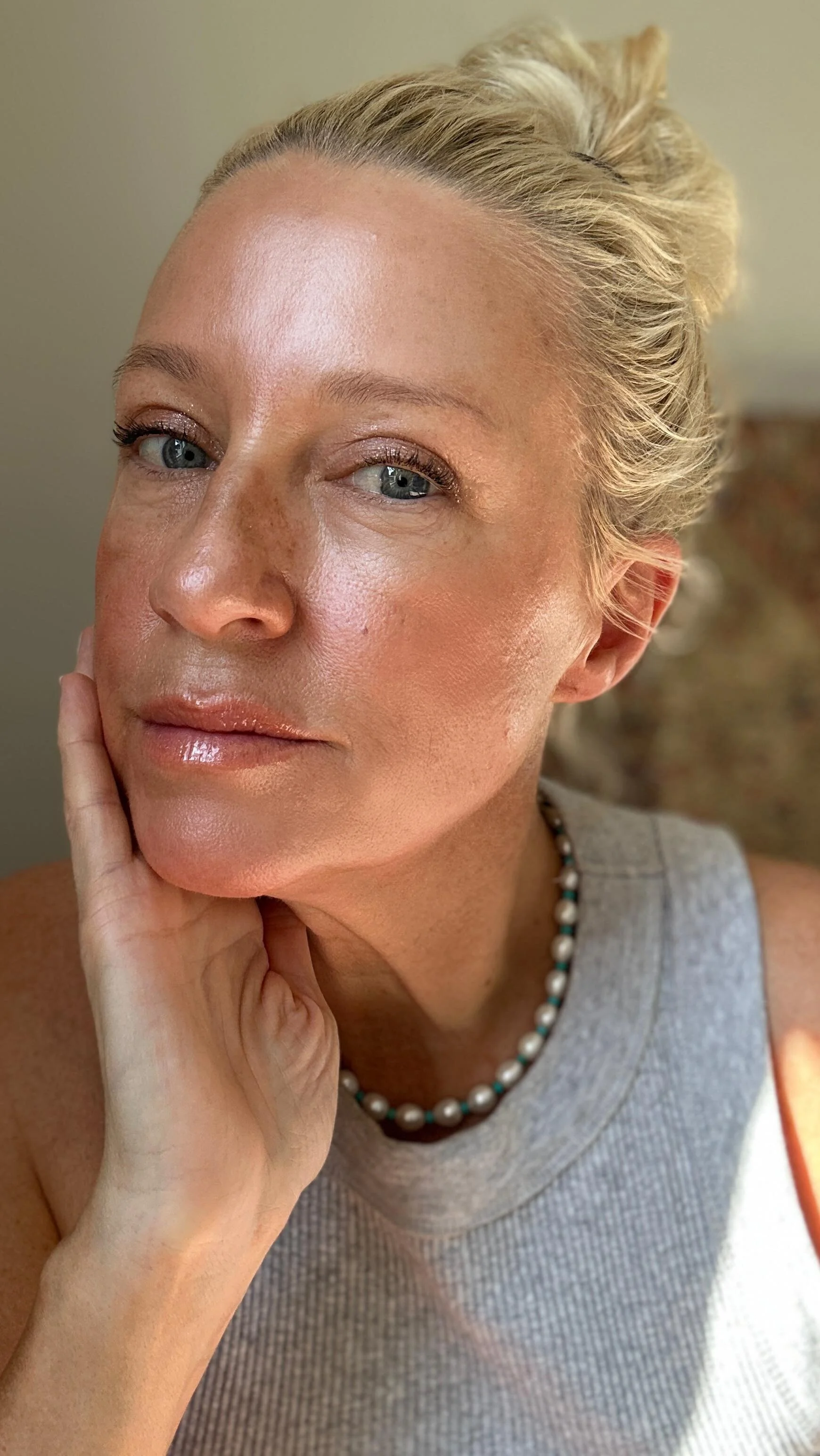 How To Wear Boyfriend Jeans. — The Joye