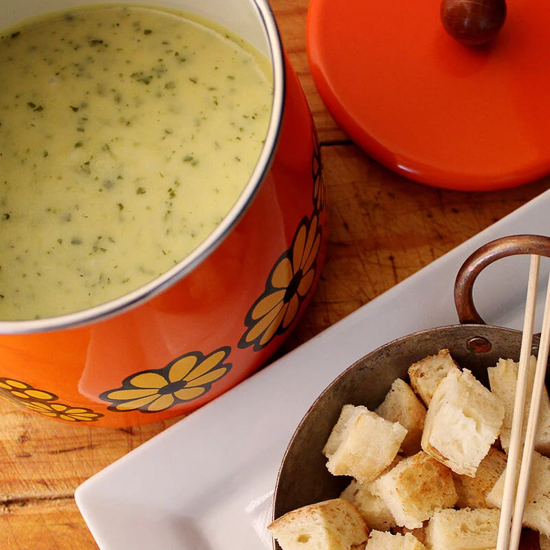 Pesto Cheese Fondue