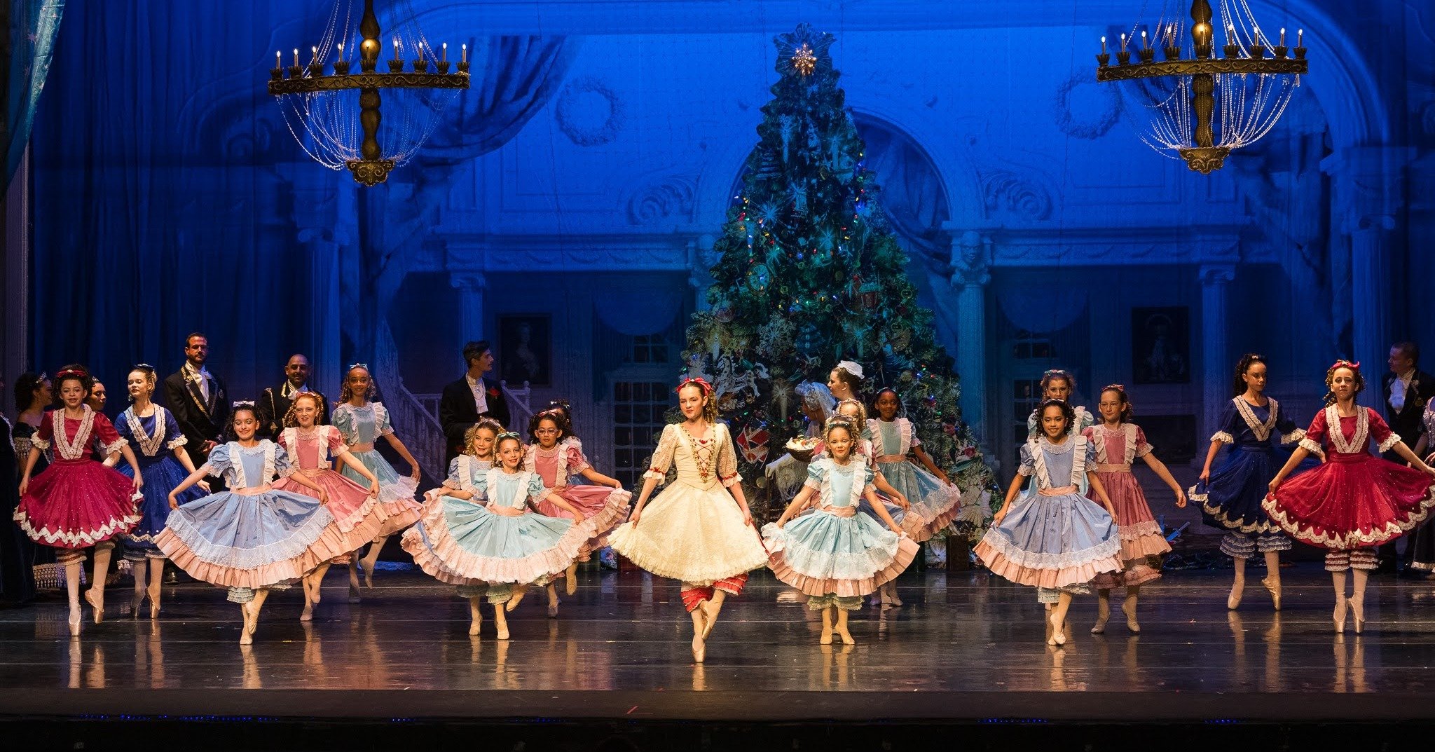 ✨ Thank You for a Magical Nutcracker Season! ✨

Our hearts are full as the curtain closes on our 27th annual The Nutcracker. From the dazzling party scene to the joyful chaos backstage to the sparkle of our lobby - every moment was brighter because o