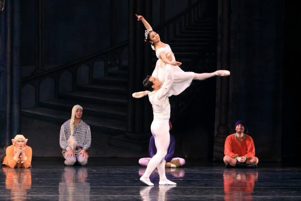 Mirror, mirror on the wall&hellip; the most magical tickets of all are ON SALE NOW!

Ventura County Ballet is thrilled to reprise Snow White and the Seven Dwarfs for the first time since 2014! Join us May 16&ndash;17 at Rancho Campana PAC for a fairy