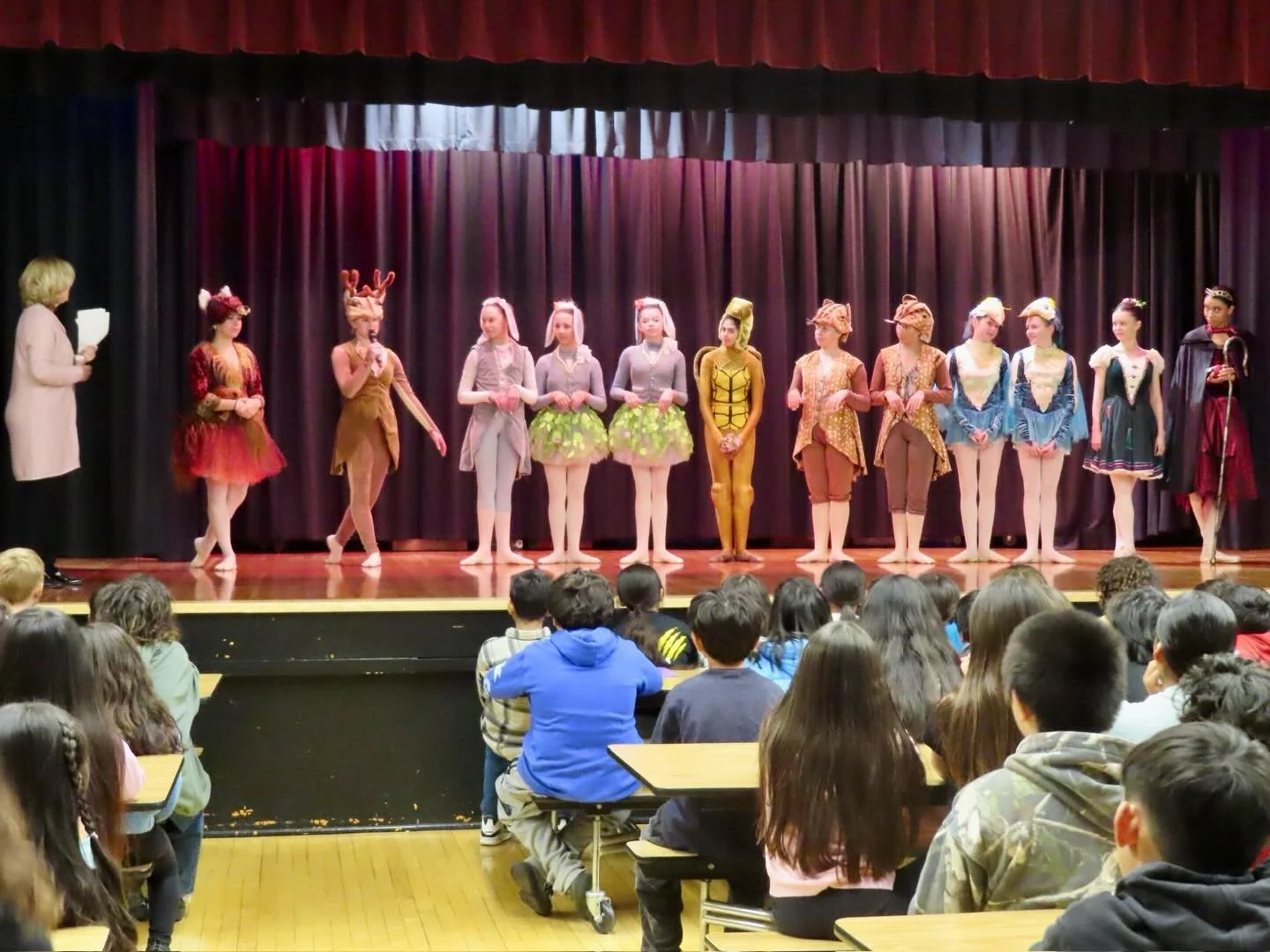 So much fun bringing excerpts from Snow White to the students at E.P. Foster Elementary School today! Sharing these outreach performances with our community is one of our favorite parts of our performance season. Thank you for having us! ✨🍎