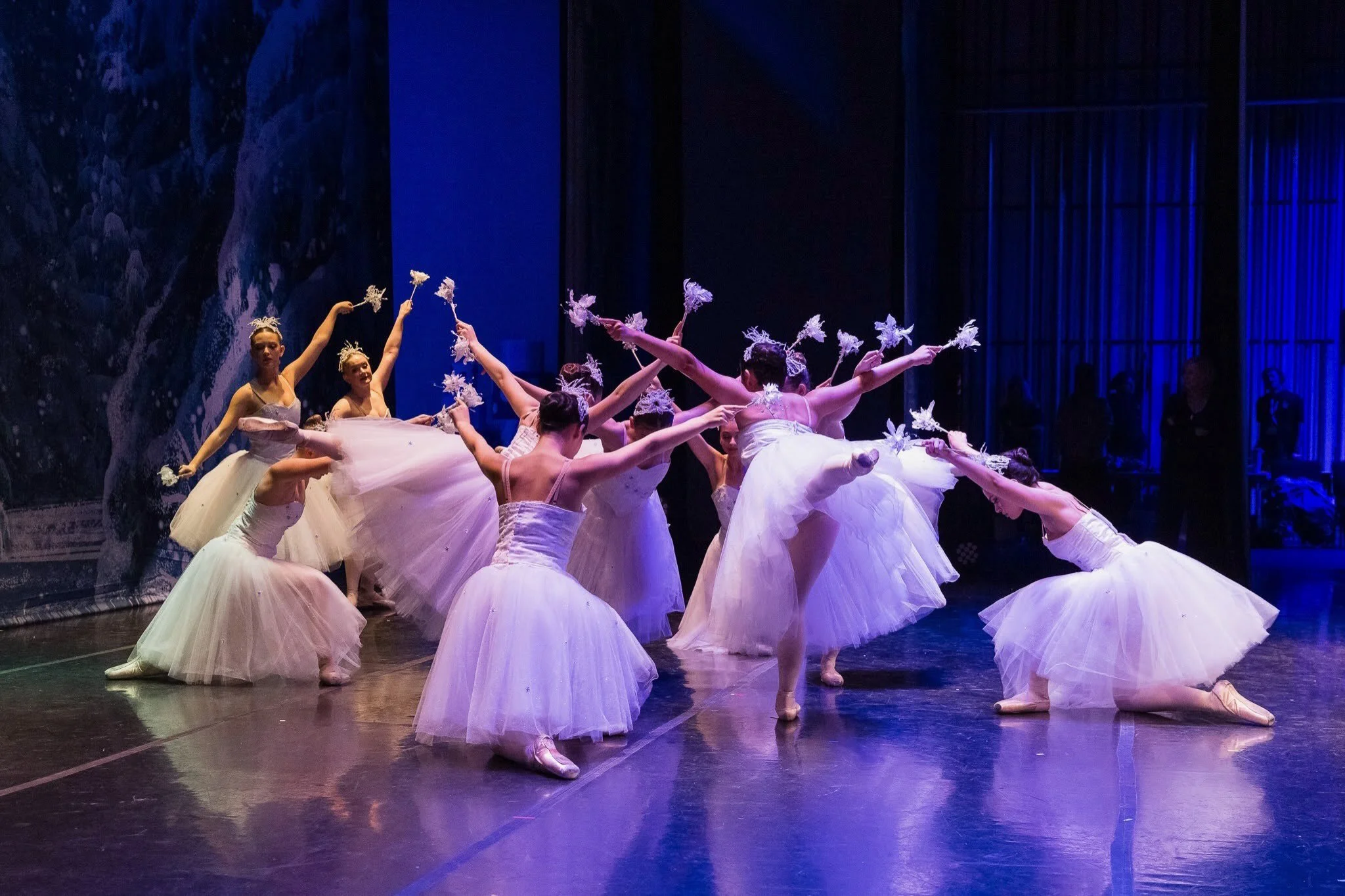 Cooling down this weekend with Snow scene ❄️

This season&rsquo;s Snow dancers are working hard in rehearsals. Can&rsquo;t wait to see this magical wonderland come to life on stage!

🎟️ Don&rsquo;t miss the Nutcracker magic Dec 5-6 with Opera SLO Gr