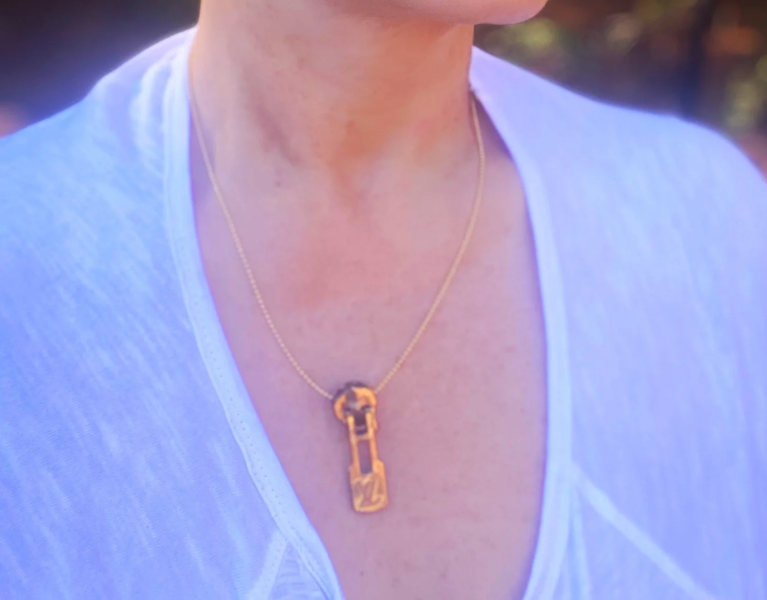 AUTHENTIC LOUIS ZIPPER PULL NECKLACE — Black Sheep Luxuries