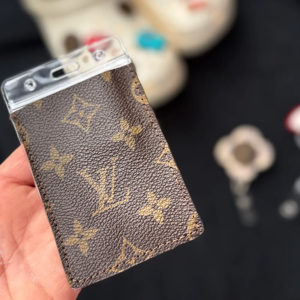 83EBE9D9-BD39-41D8-ADEE-