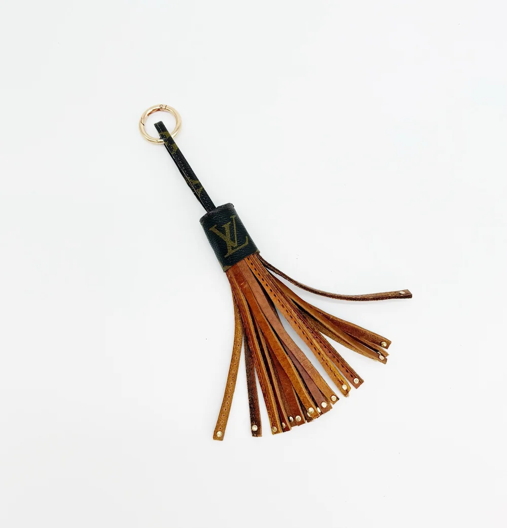 CUSTOM HAND-CUT AND CRAFTED Auth LOUIS VUITTON CANVAS AND LEATHER BAG  TASSEL — Black Sheep Luxuries