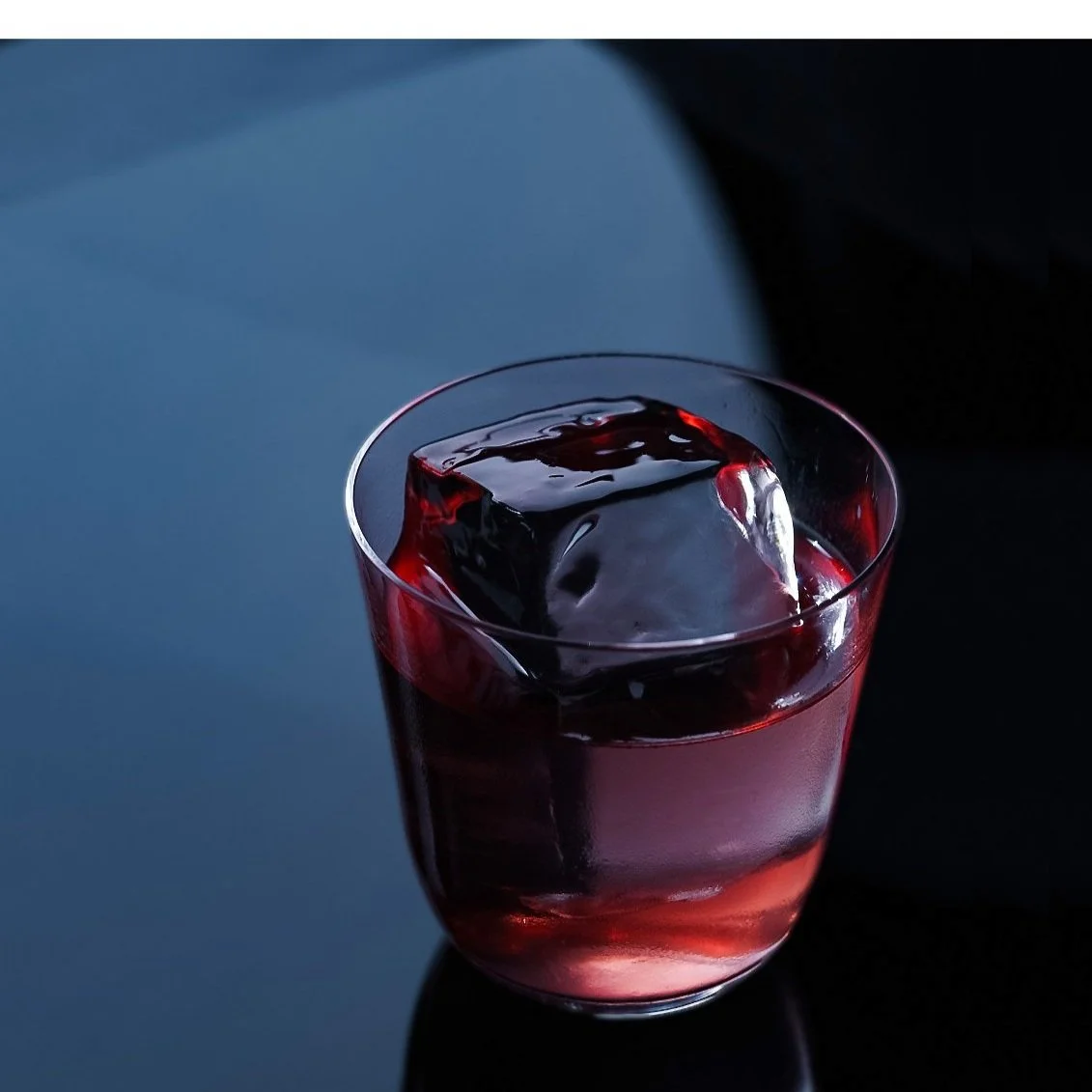 Bar Iris