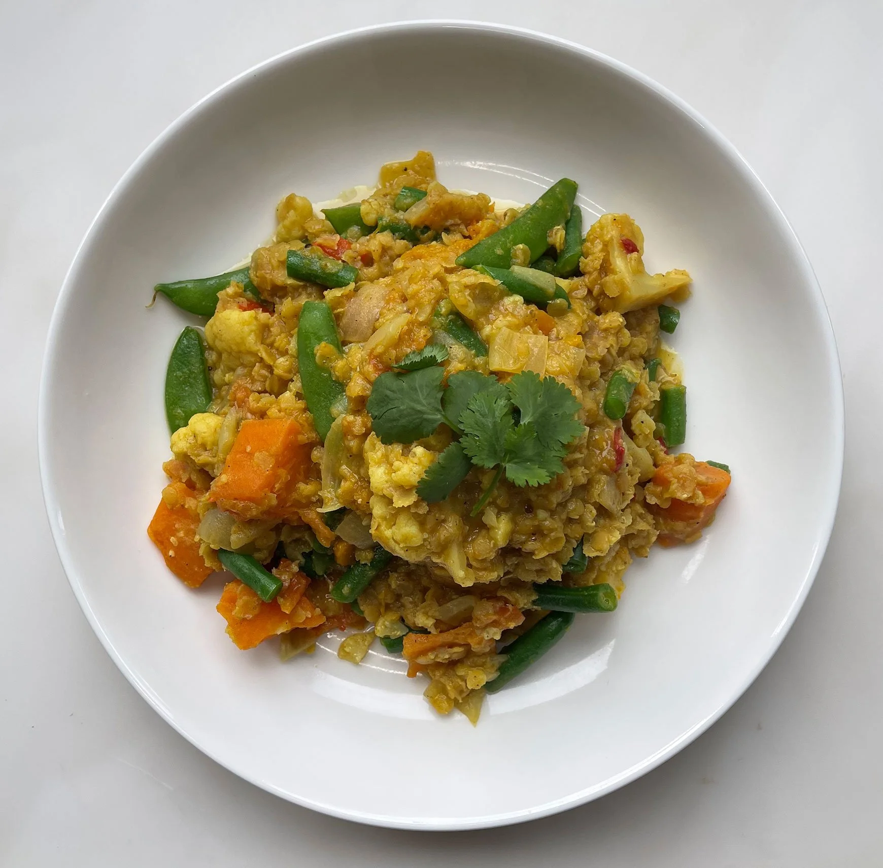 Mains – Vegetable curry and rice pilaf (serves 2)