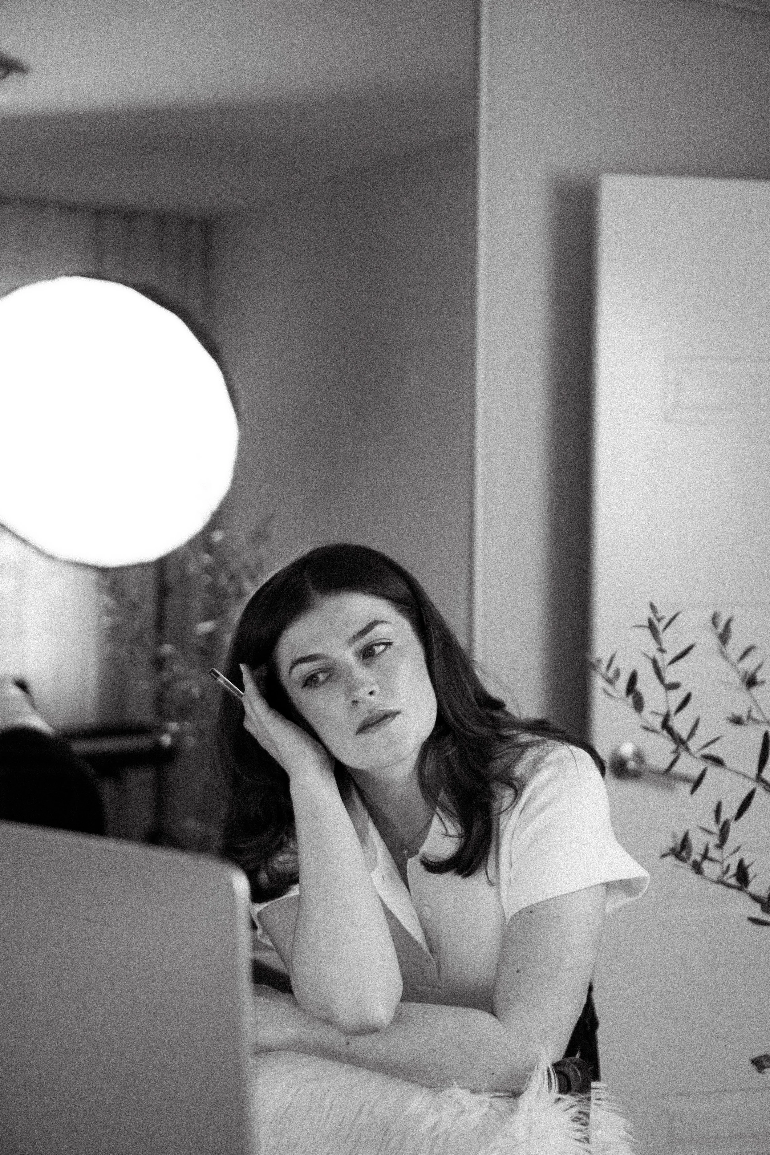 Demi Louise ungatekeeps the arts