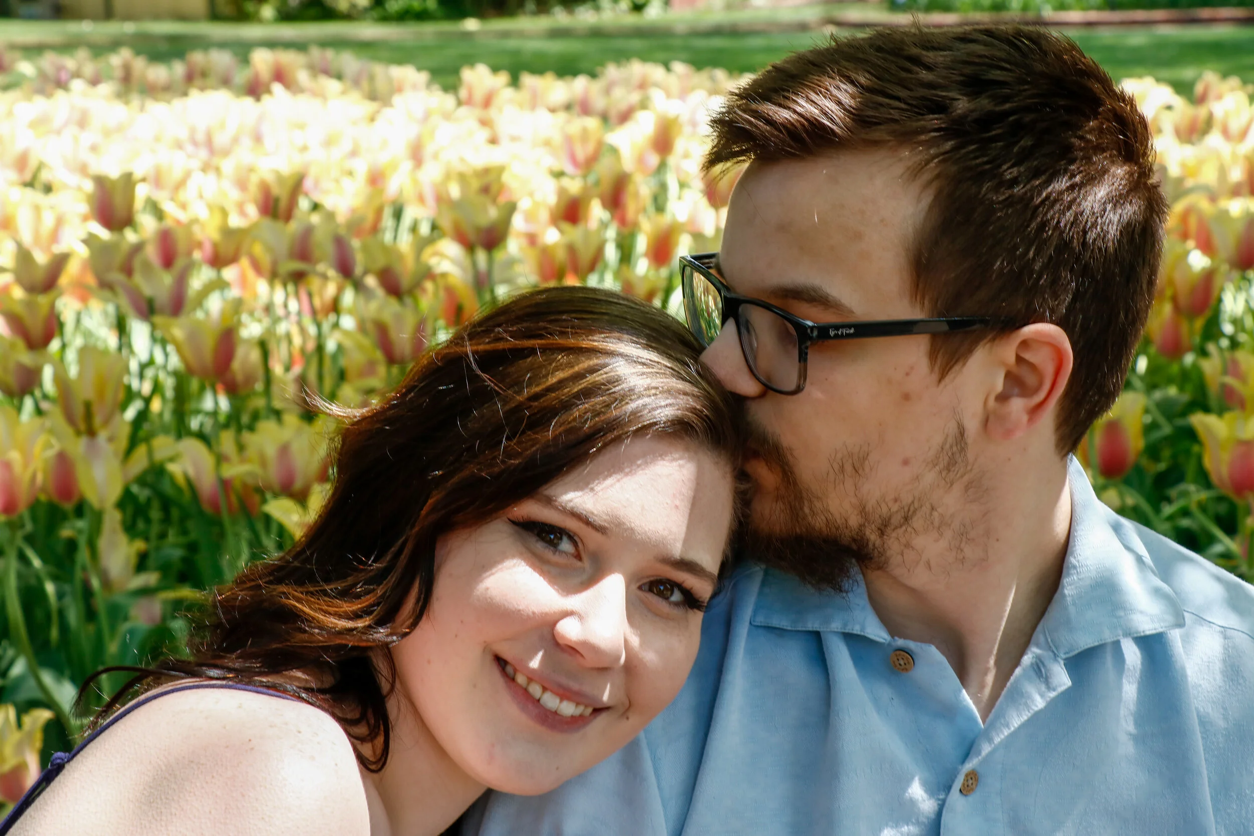Pella Iowa Engagement Photo Photographer Iowa Tulip Time