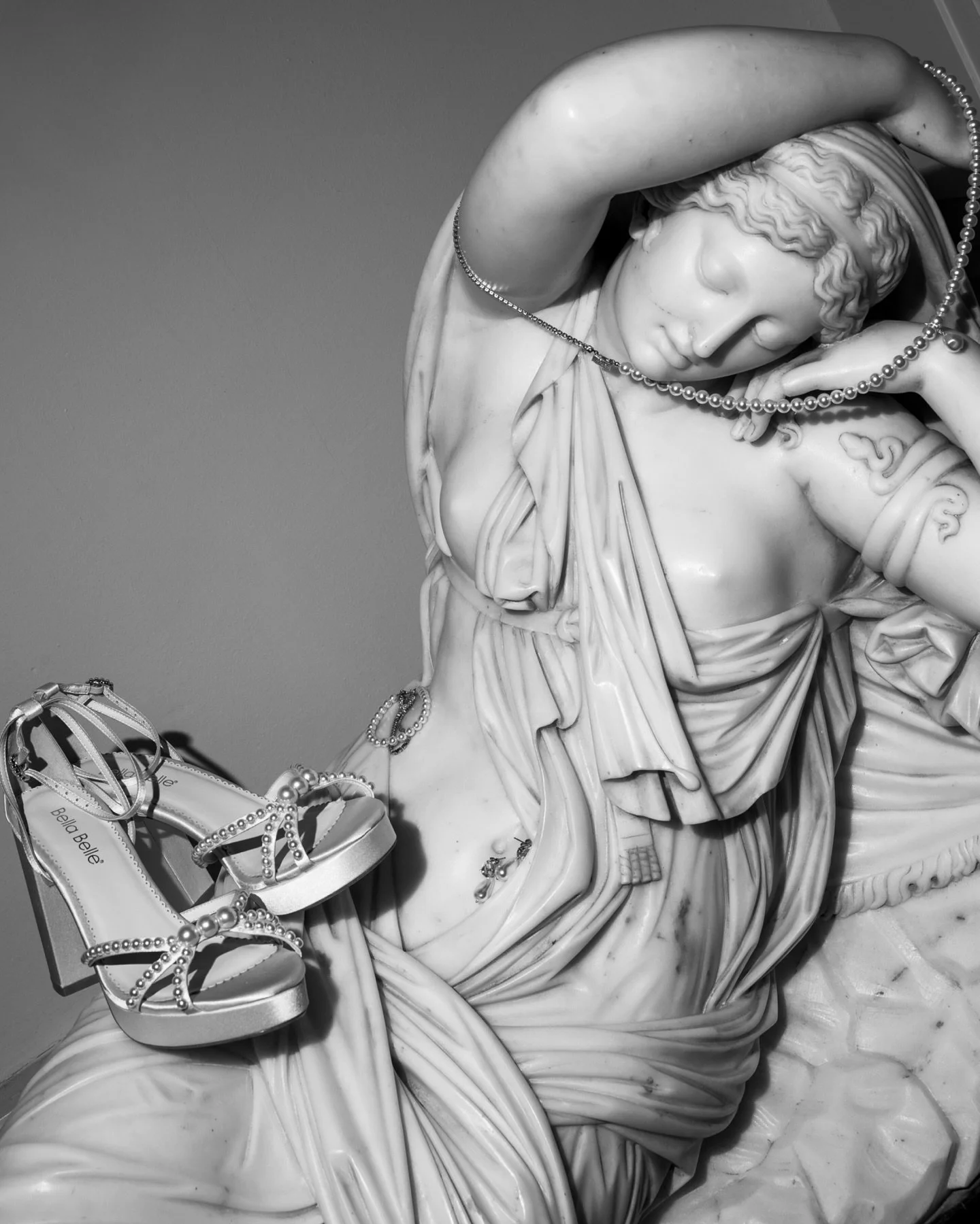 CASTEL DETAILS 
.
Paris wedding photographer | destination wedding Paris | Paris elopement photographer | editorial wedding photographer Paris | candid wedding photographer Paris | modern wedding photographer Paris | romantic Paris wedding | intimate