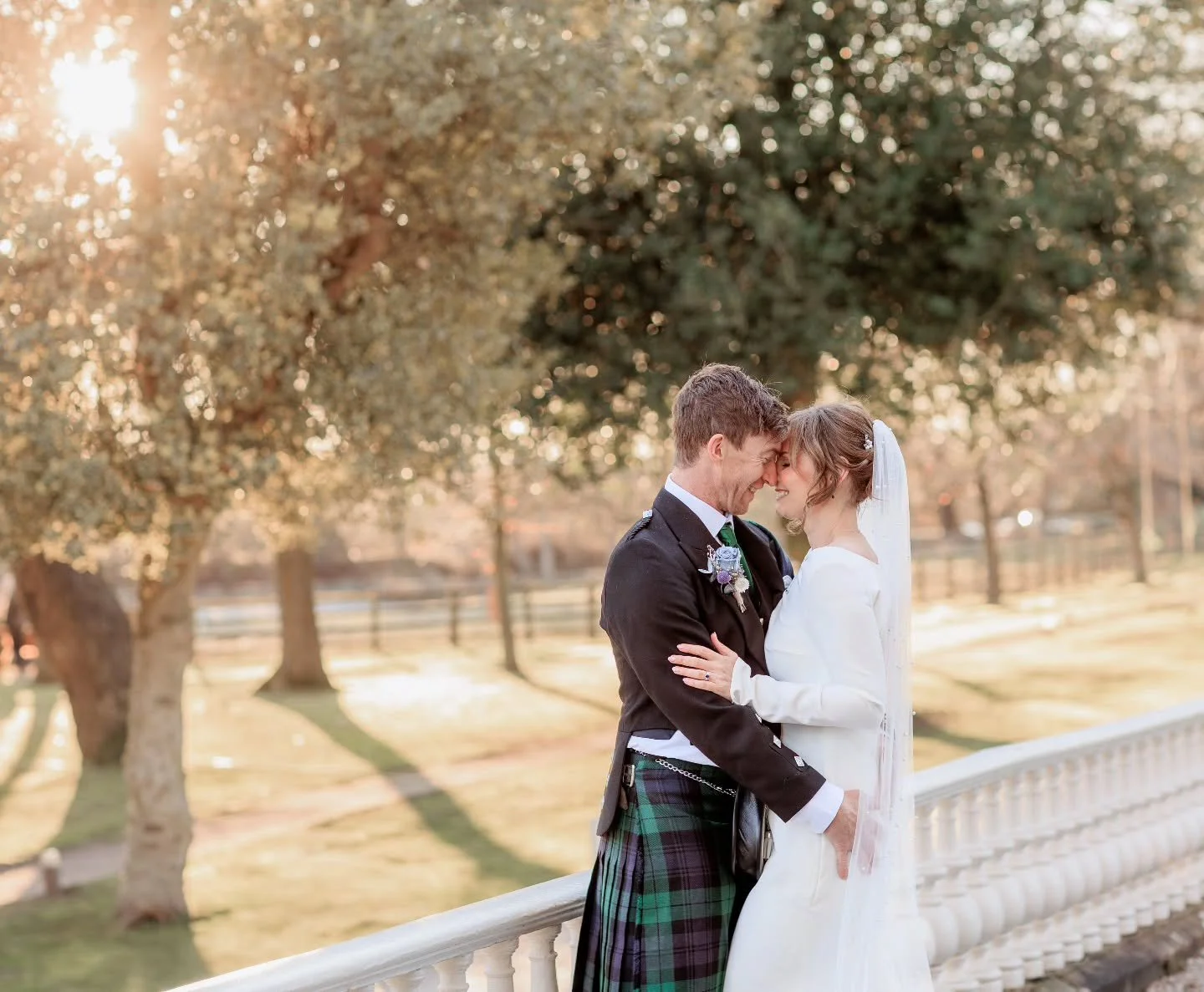 Gallery day for Kim &amp; Aaron @carlowrie_castle 
@katiemalinhairandmakeup