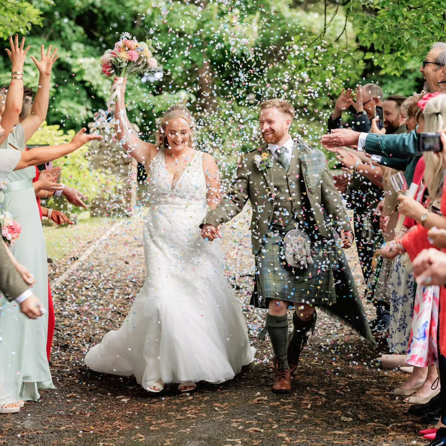 What a pleasure to photograph Chloe &amp; Lewis's @thecruin wedding on the banks of Loch Lomond. It was a fantastic day with tranquil scenery and relaxed vibes. More weddings like this please!
Makeup @lustrebridalmakeup 
Celebrant Elaine Crighton
Con