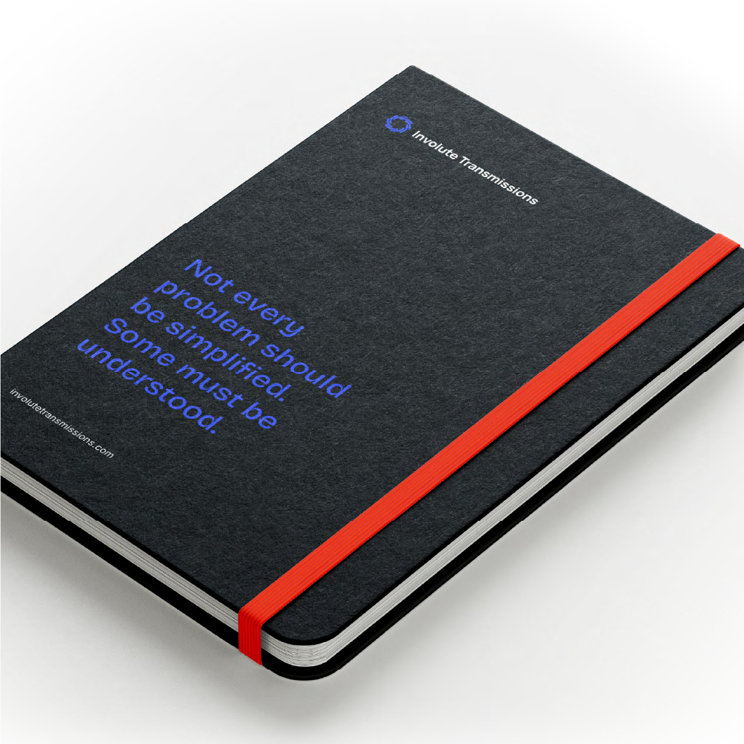 Support de communication Involute Transmissions avec message de marque sur la complexité en ingénierie