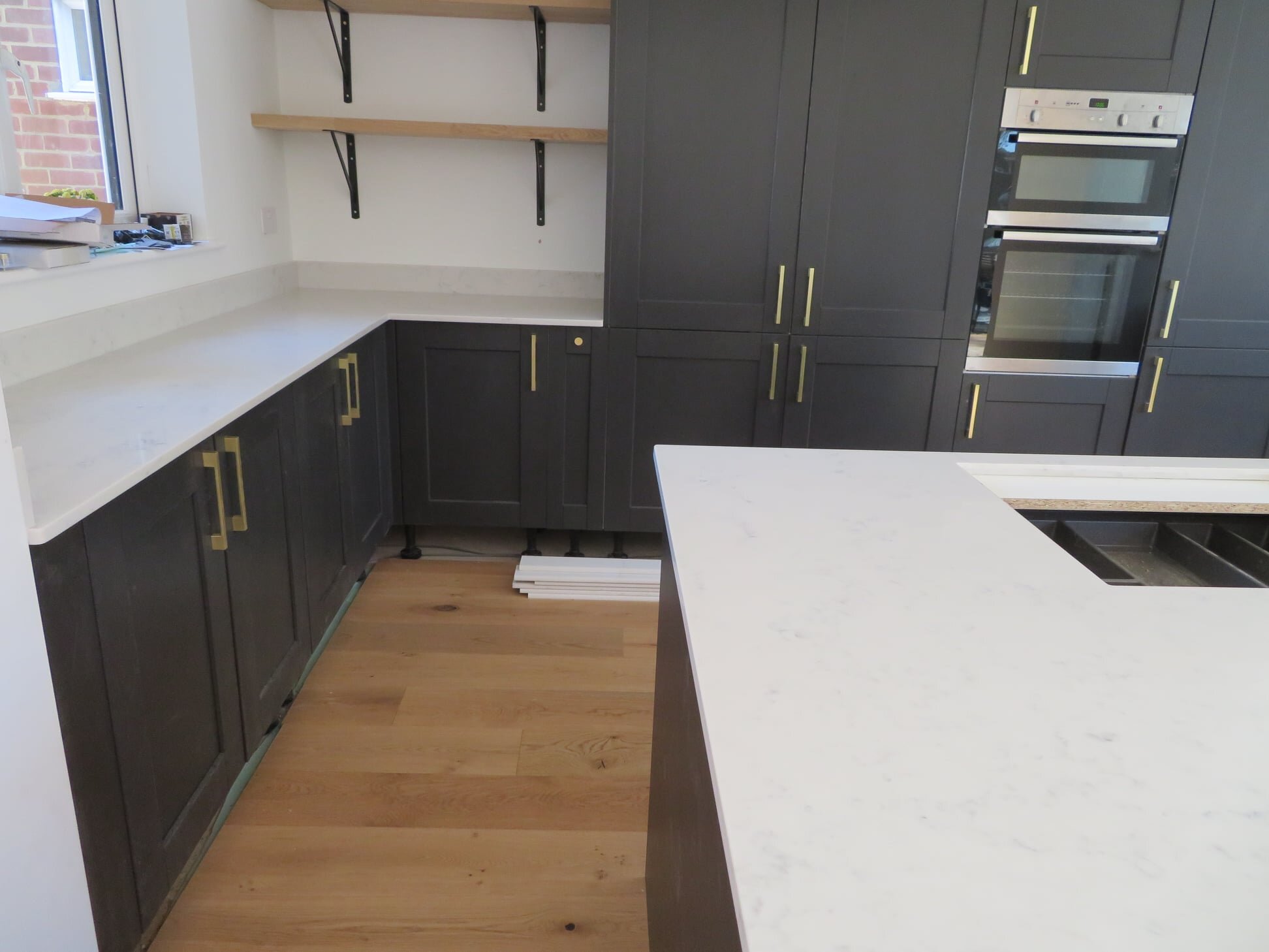 Carrara_Quartz_Worktops_Island_Upstand_Camberley_Surrey_2.jpeg