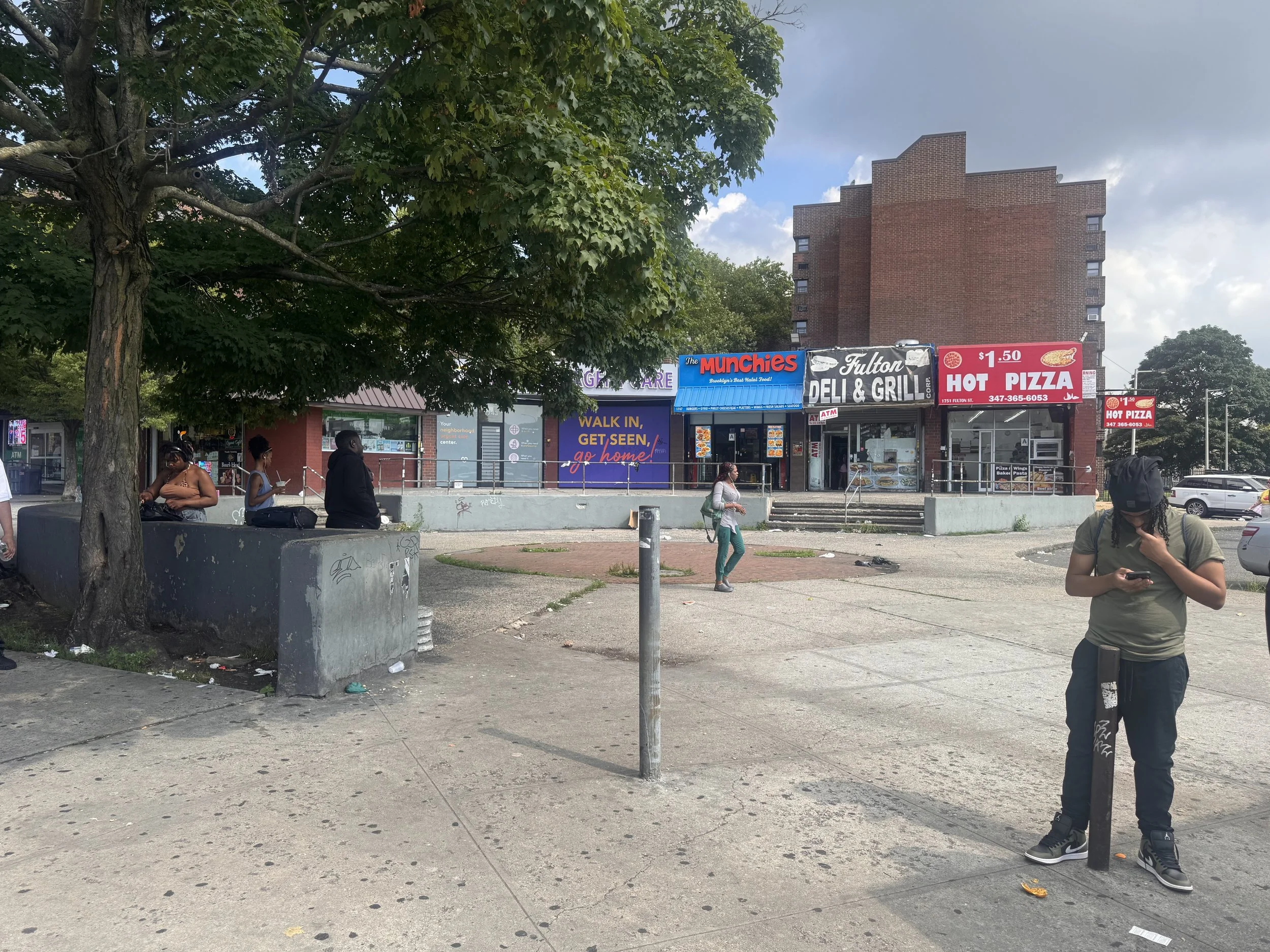 Plaza near Utica Avenue A Train 1930.jpg