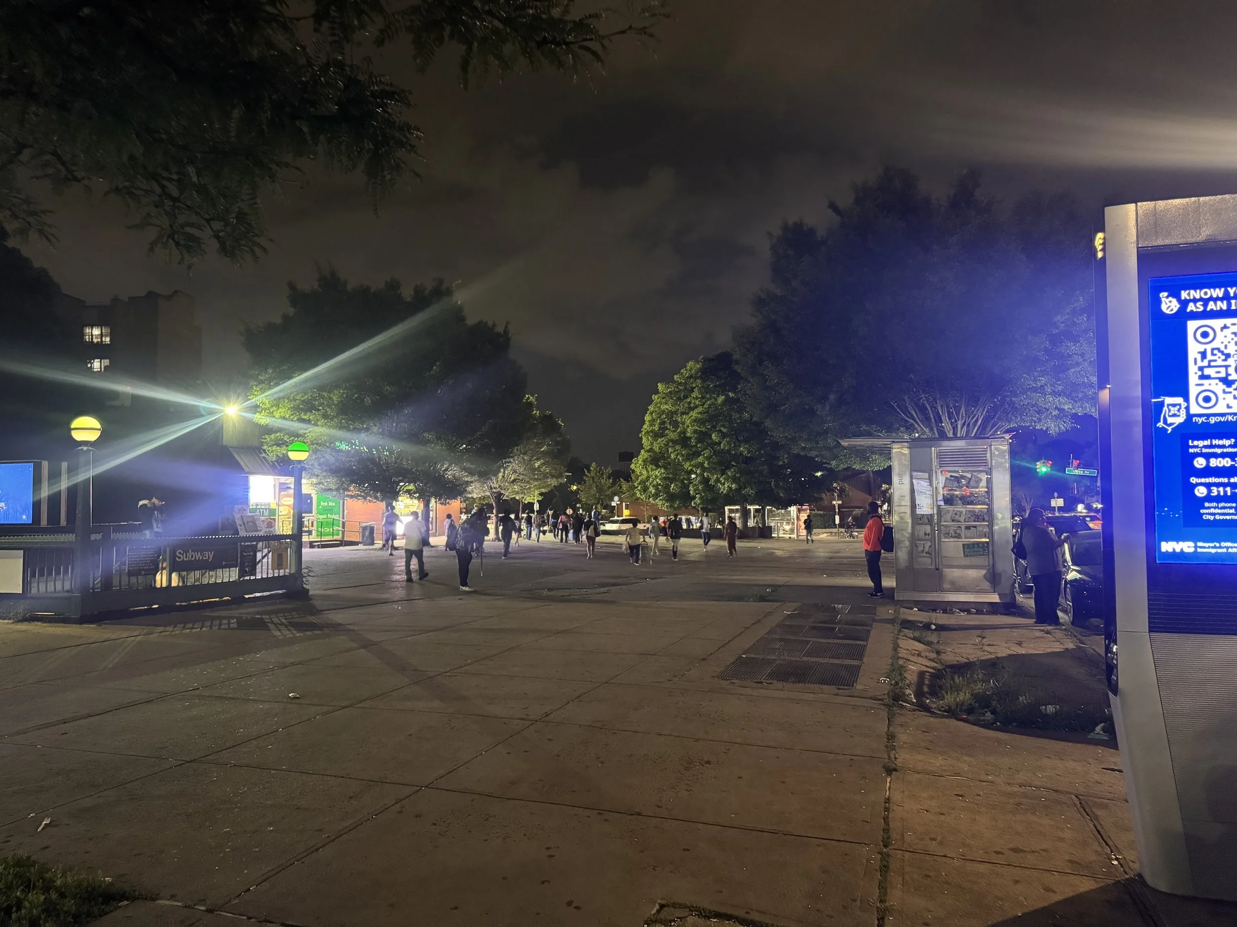 Plaza near Utica Avenue A Train 1950.jpg