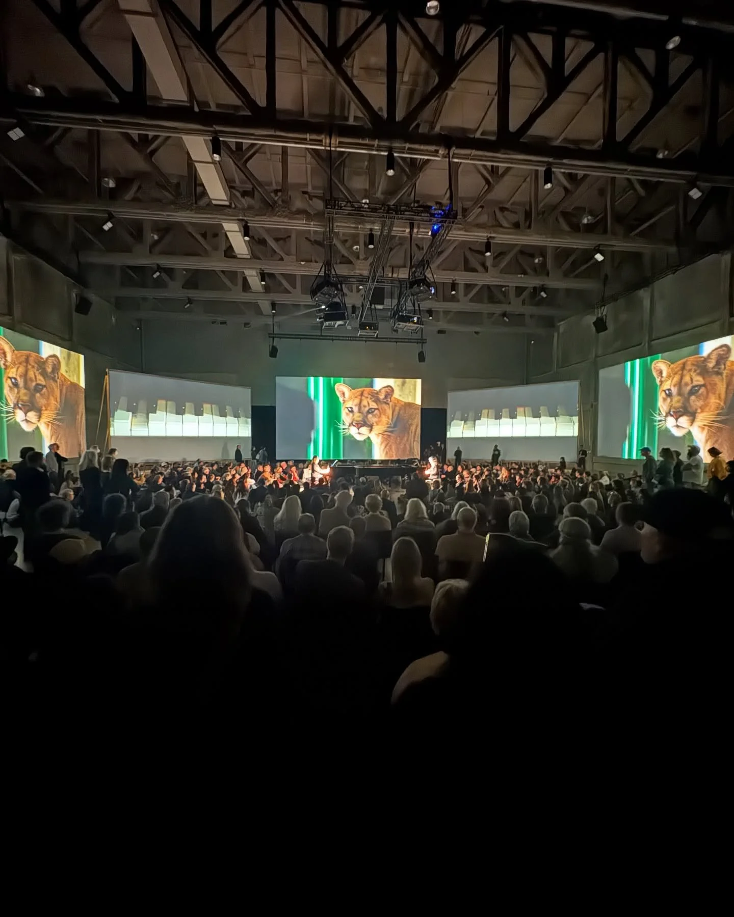 Today was the last day to experience Doug Aitken&rsquo;s incredible Lightscape at the Marciano Foundation, one of my favorite art destinations in Los Angeles.

Lightscape is a stunning multimedia collaboration with the LA Master Chorale and the LA Ph