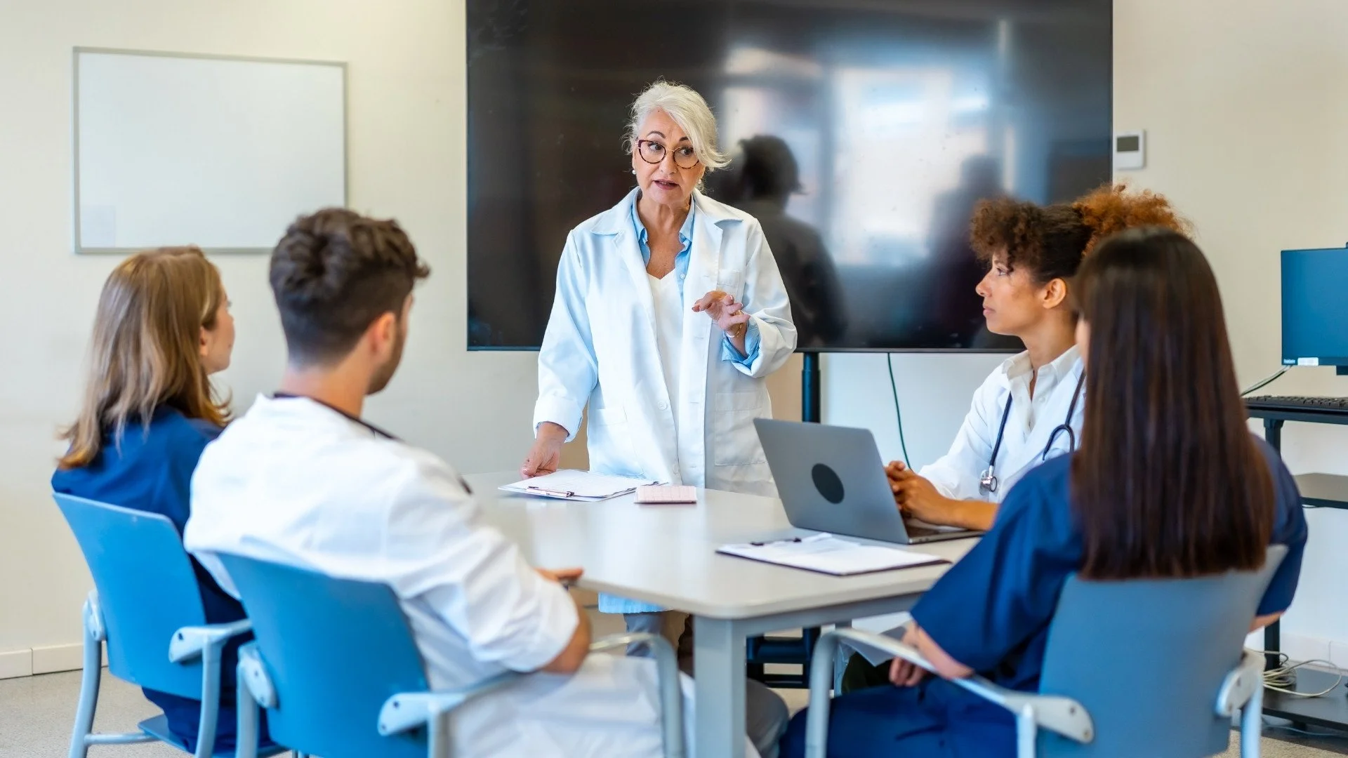 7 Healthcare Compliance Training Trends Shaping a More Engaged Workforce