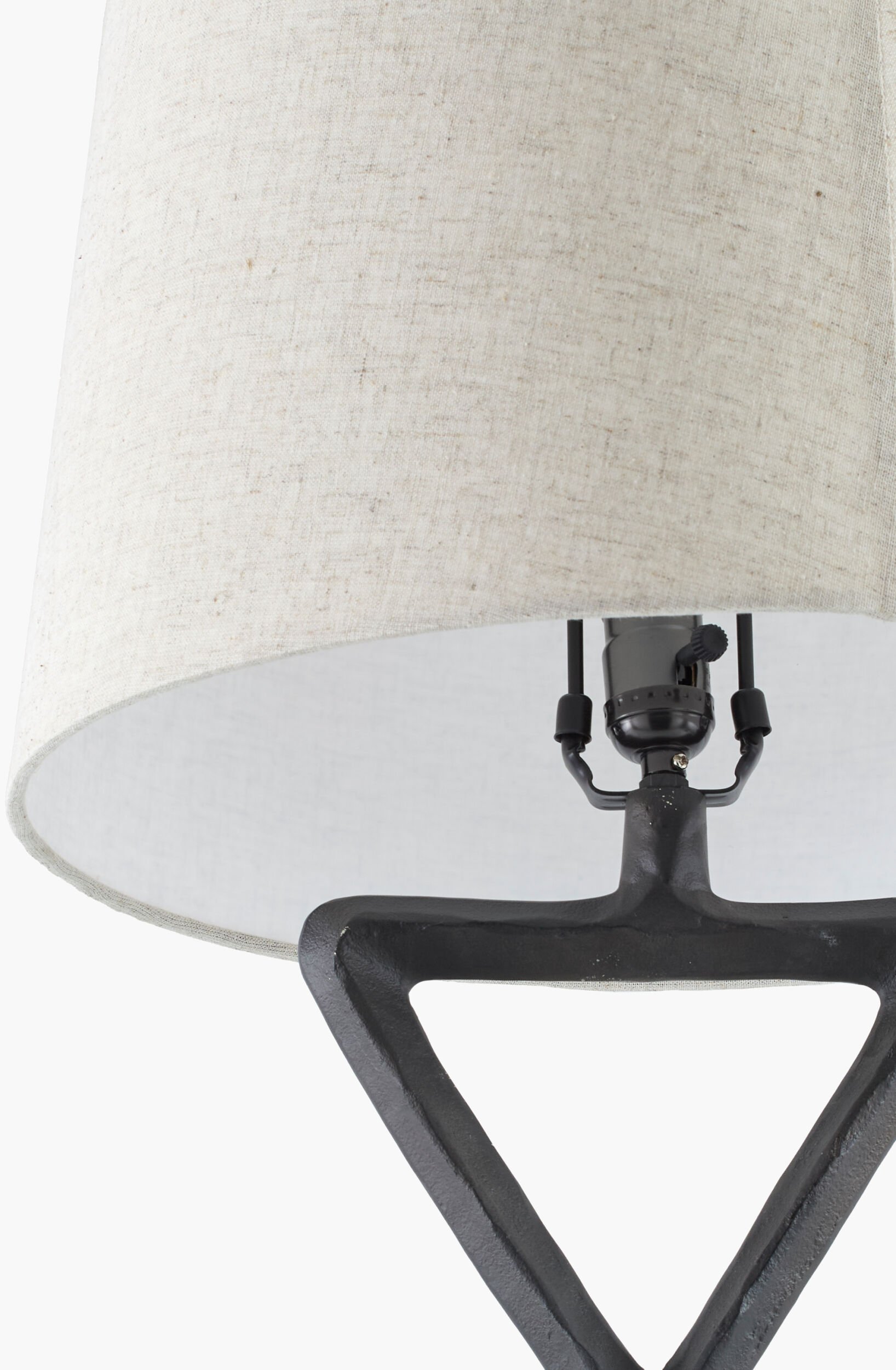 adj002-detail_shade.jpg