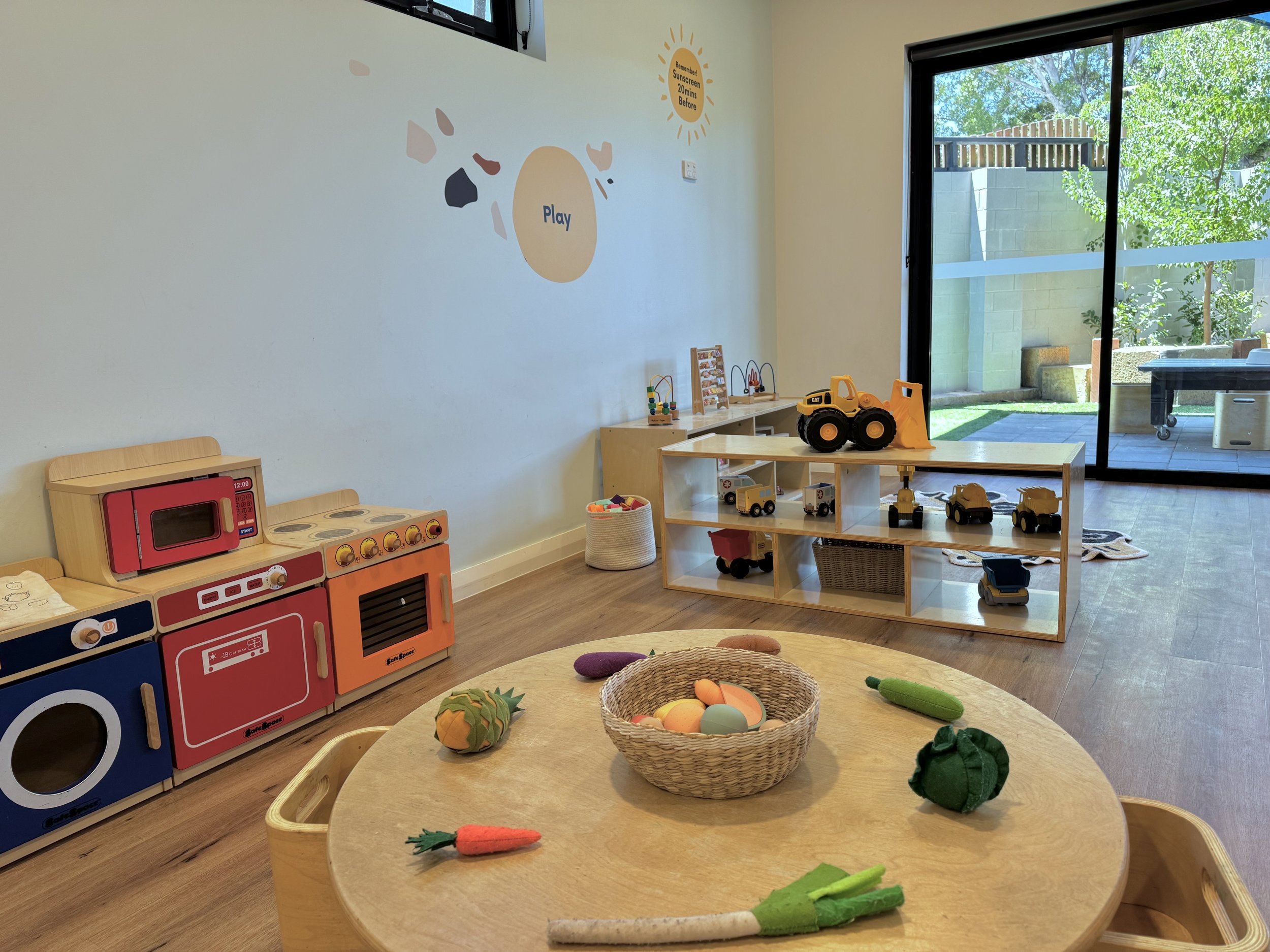 Cuddles Byford Indoor Toy Kitchen Area